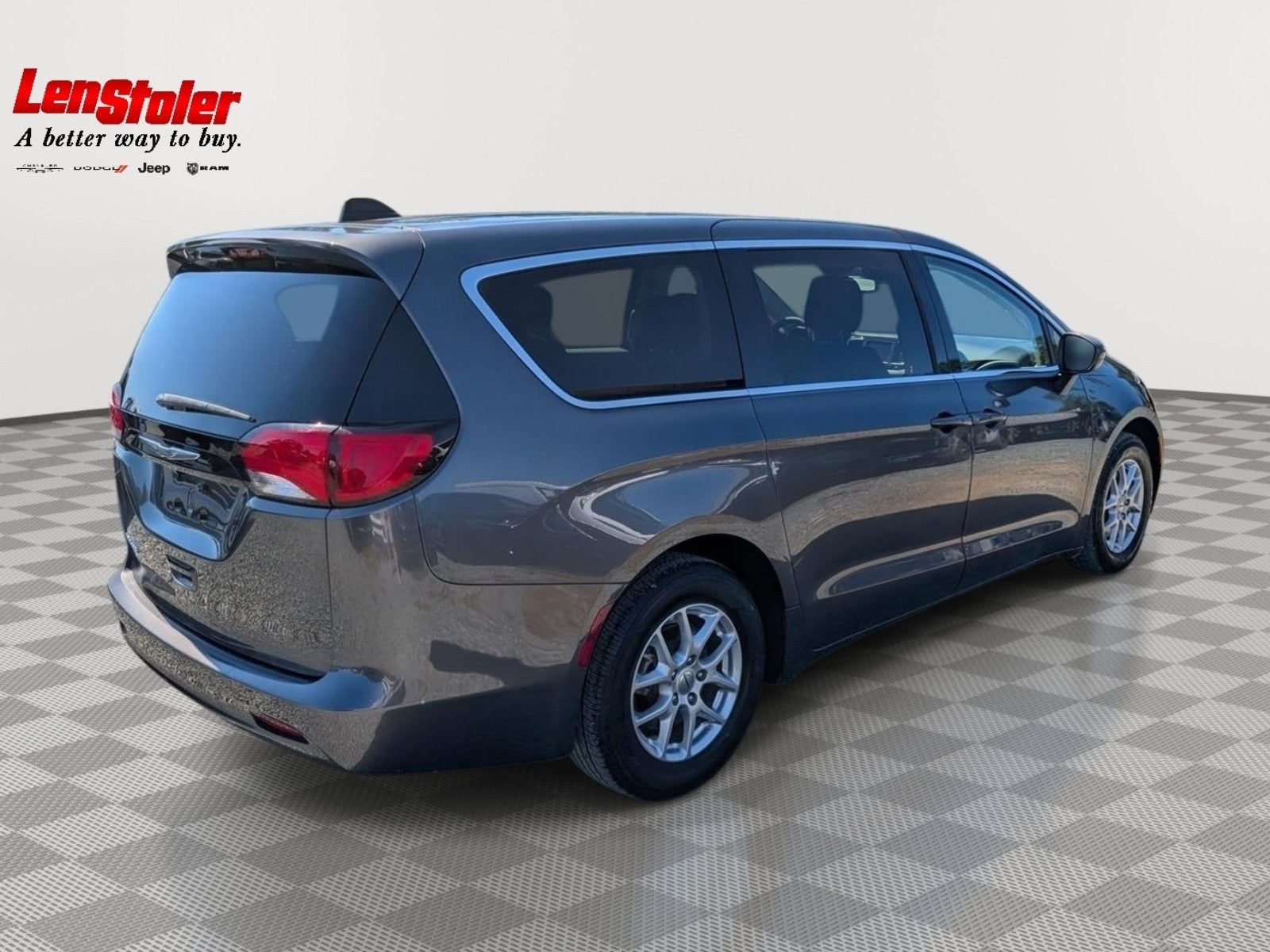 2023 Chrysler Voyager LX