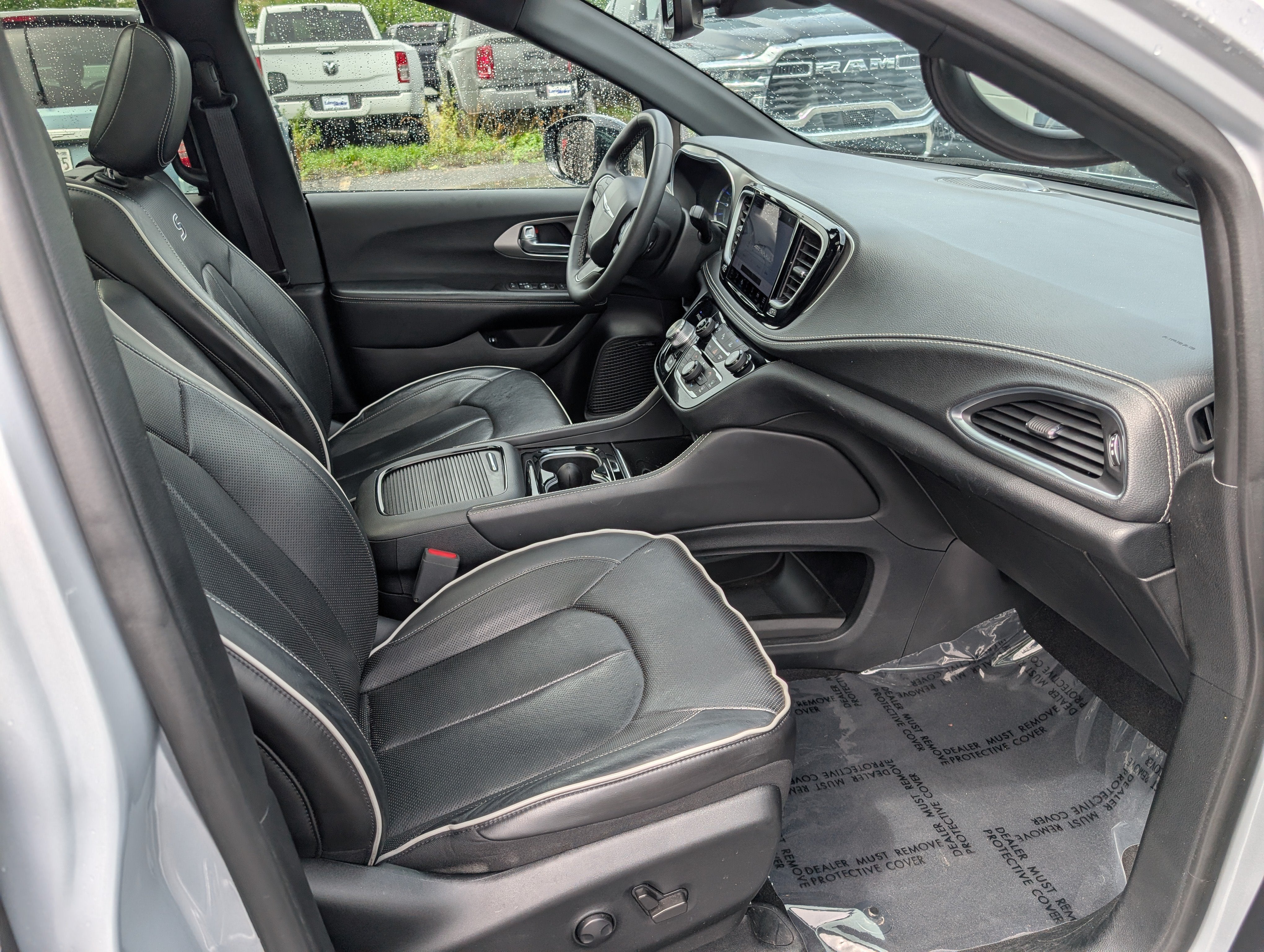2023 Chrysler Pacifica Hybrid Limited
