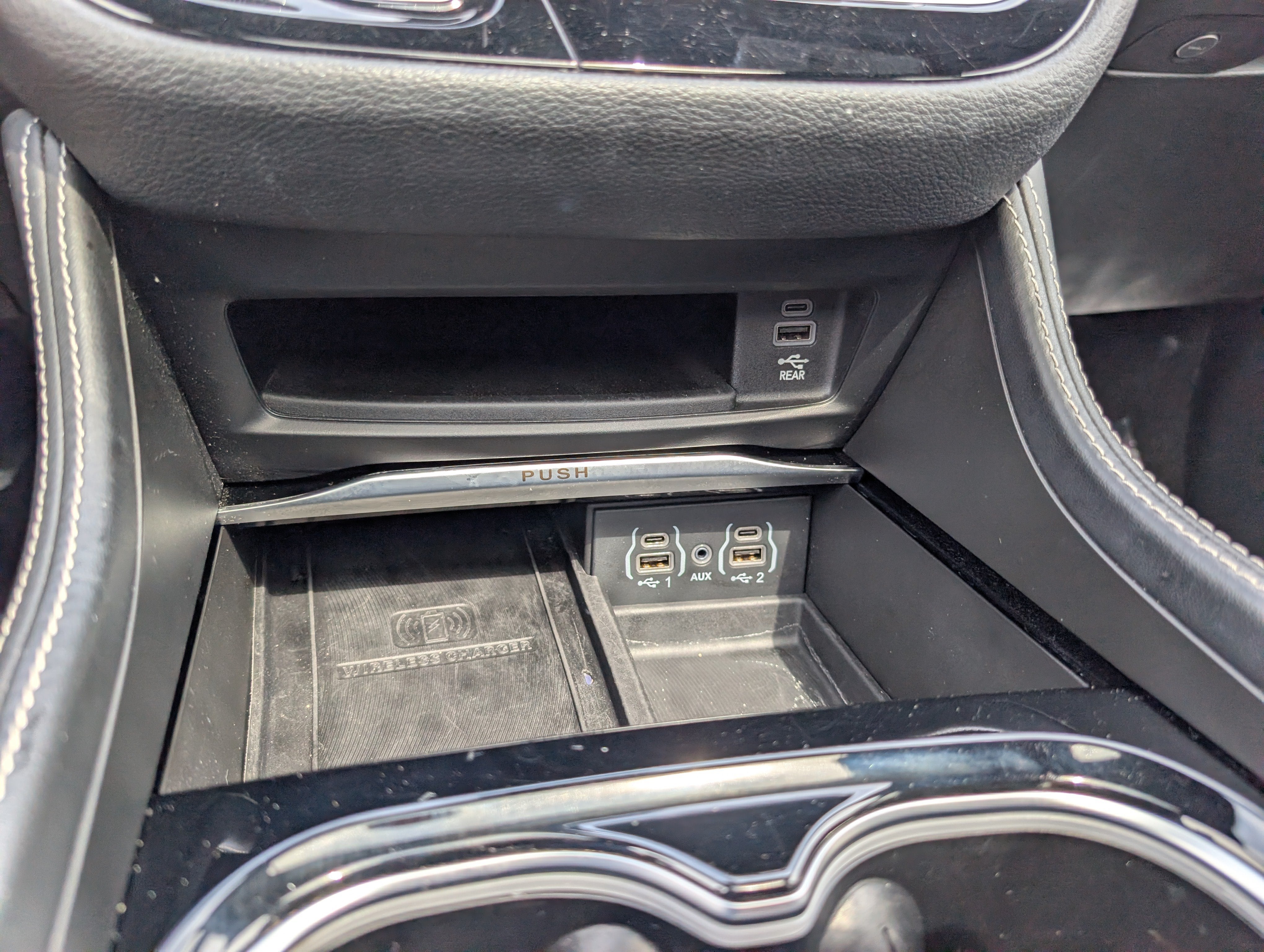 2023 Chrysler Pacifica Hybrid Limited