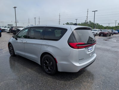 2023 Chrysler Pacifica Hybrid Limited