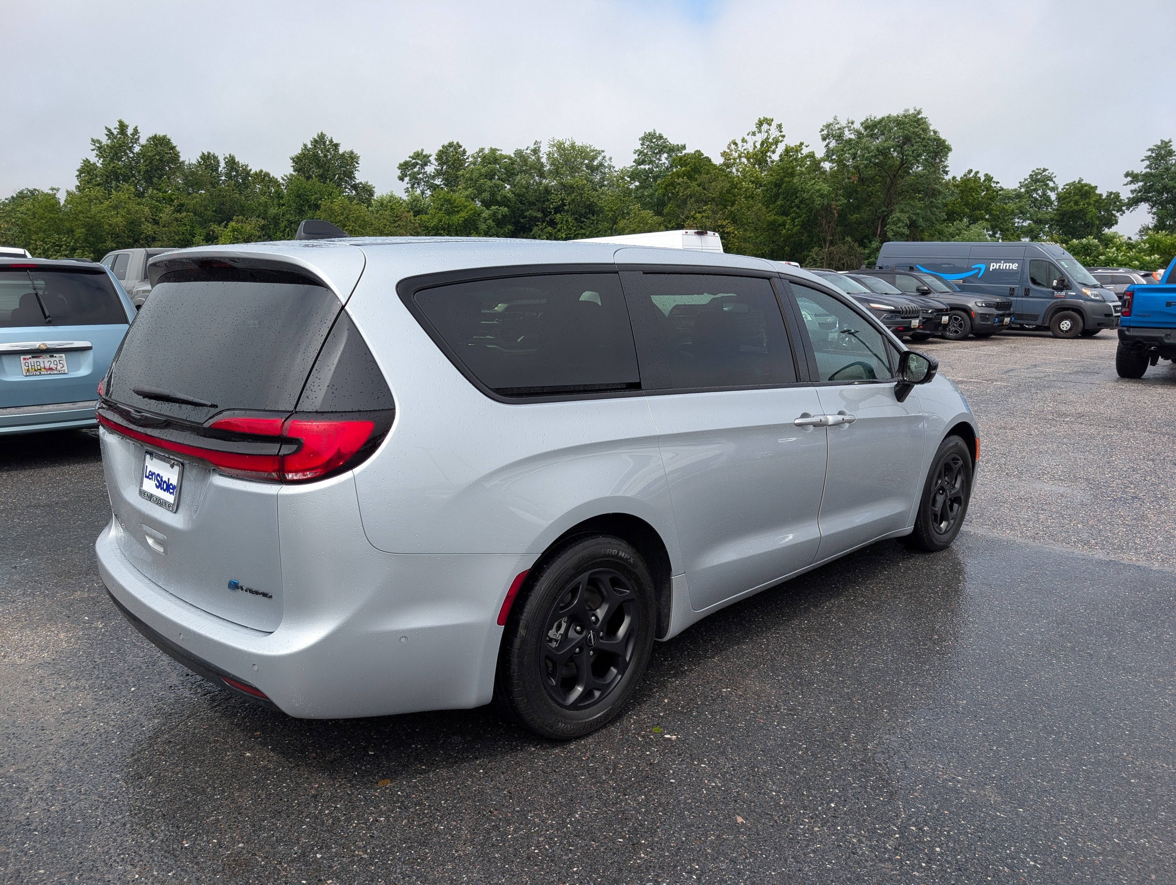 2023 Chrysler Pacifica Hybrid Limited