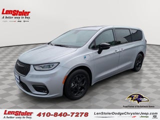 2023 Chrysler Pacifica Hybrid Limited
