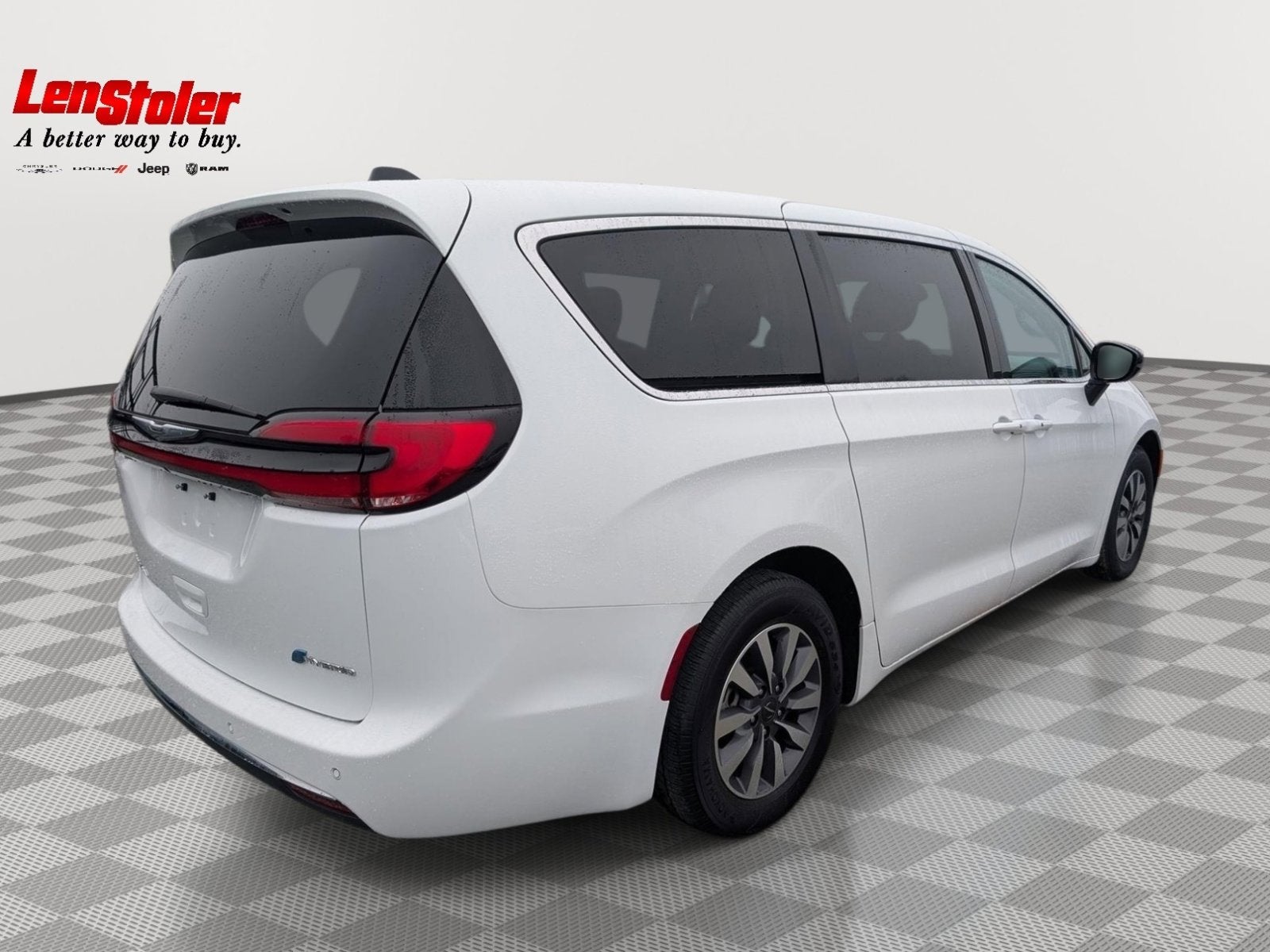 2024 Chrysler Pacifica Hybrid Select