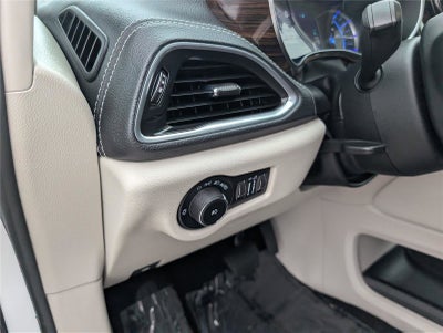 2023 Chrysler Pacifica Hybrid Limited