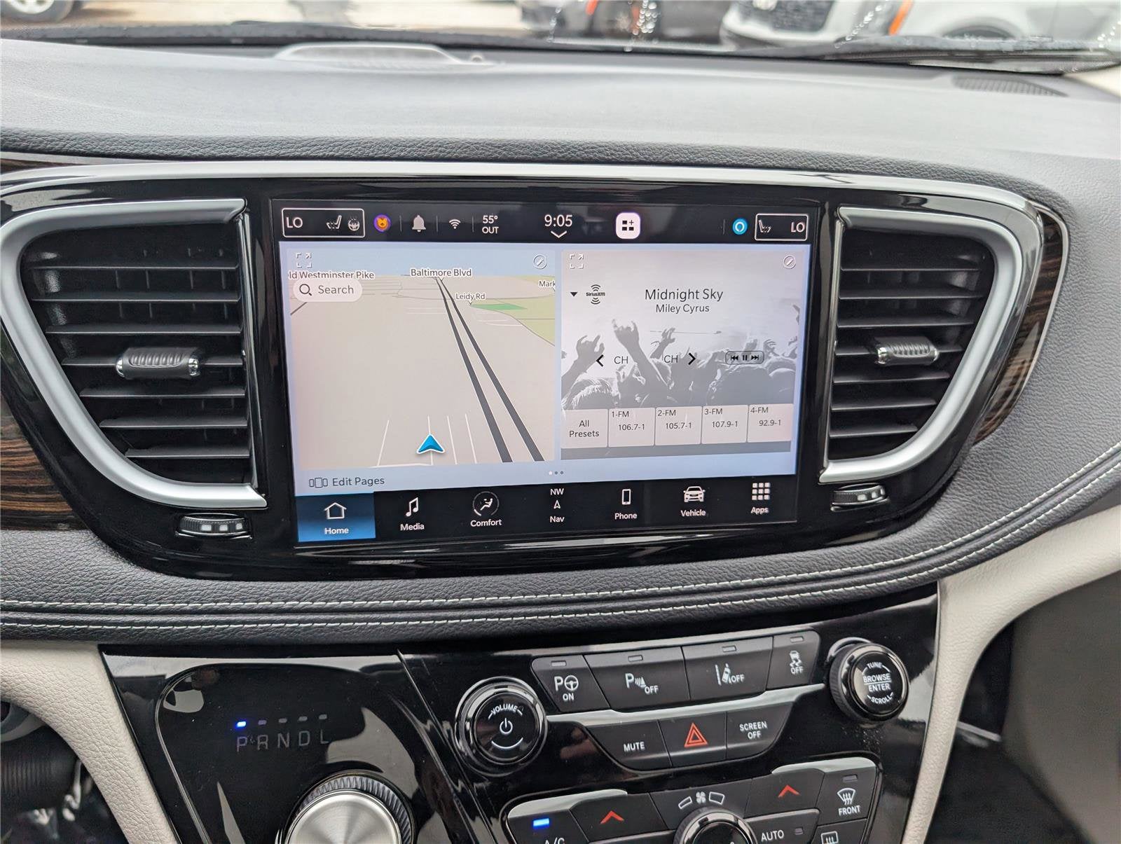 2023 Chrysler Pacifica Hybrid Limited
