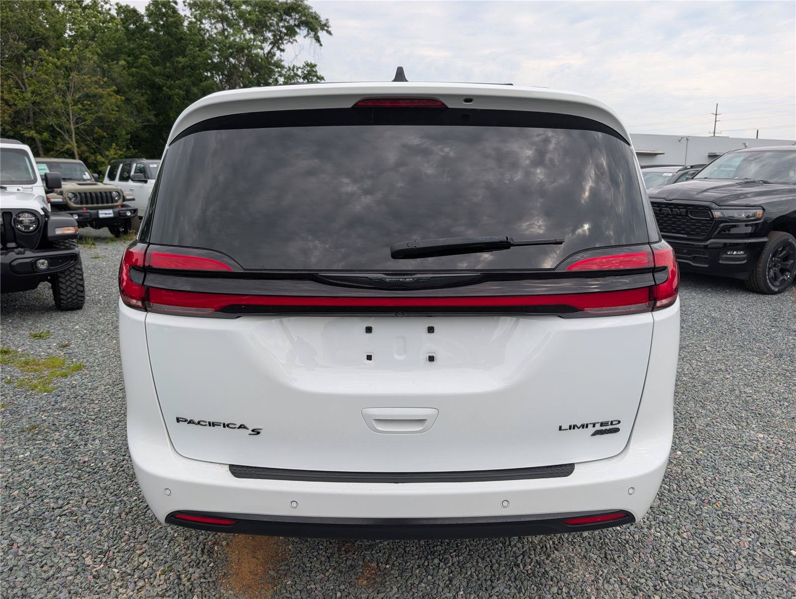 2023 Chrysler Pacifica Limited