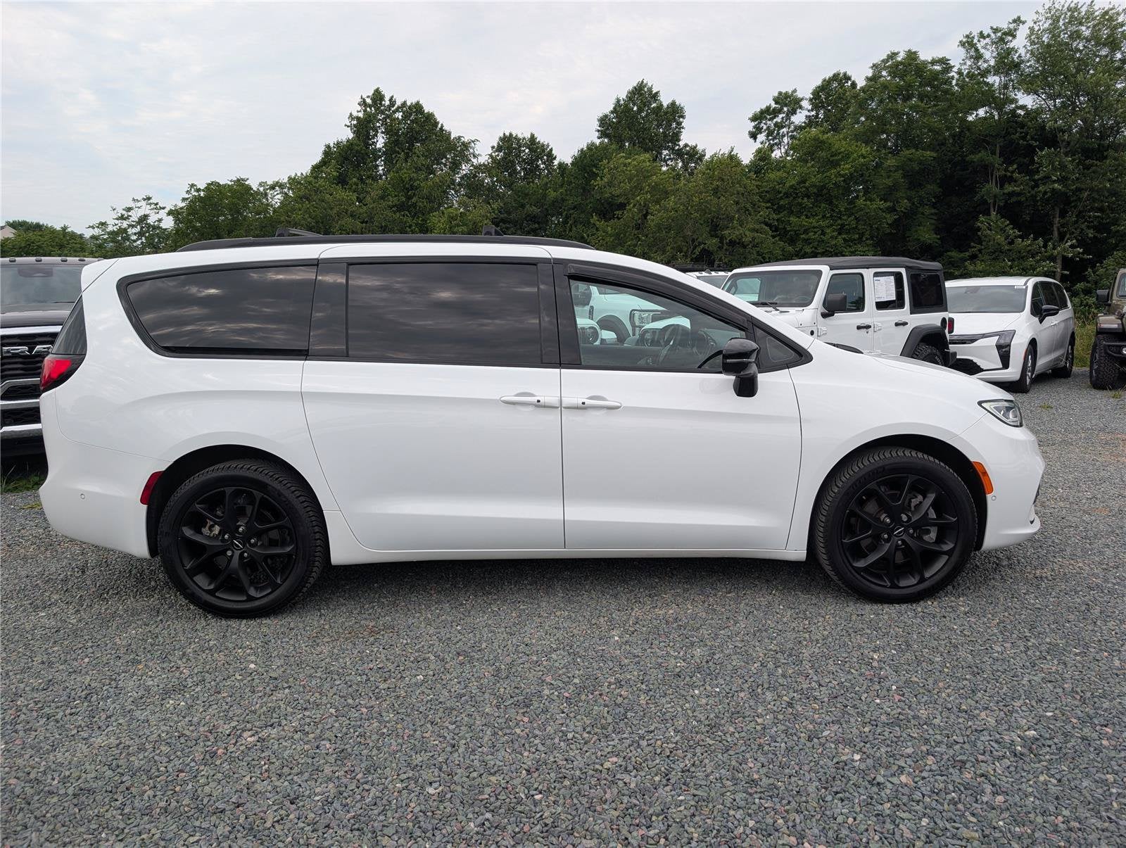 2023 Chrysler Pacifica Limited