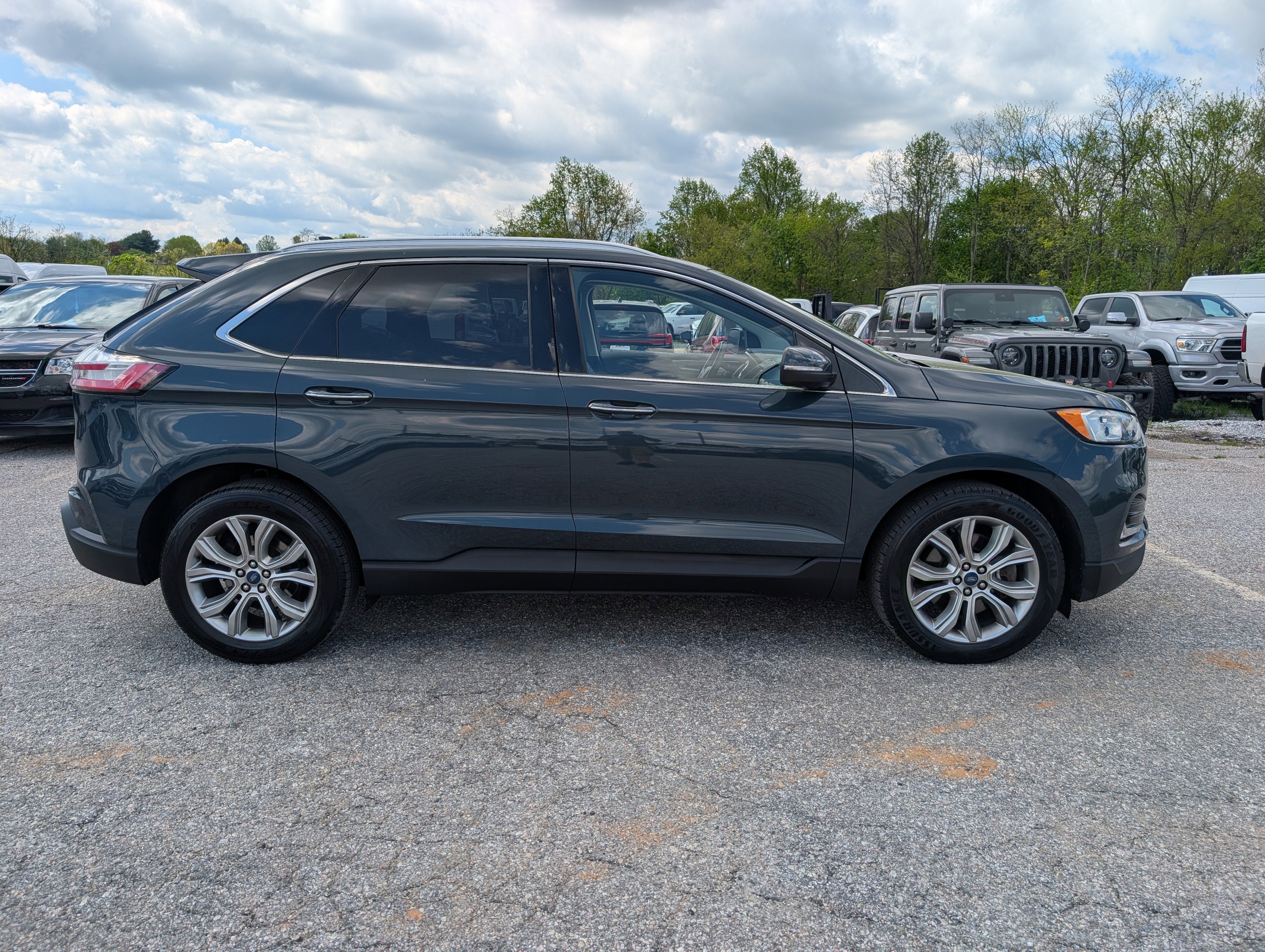 2019 Ford Edge Titanium