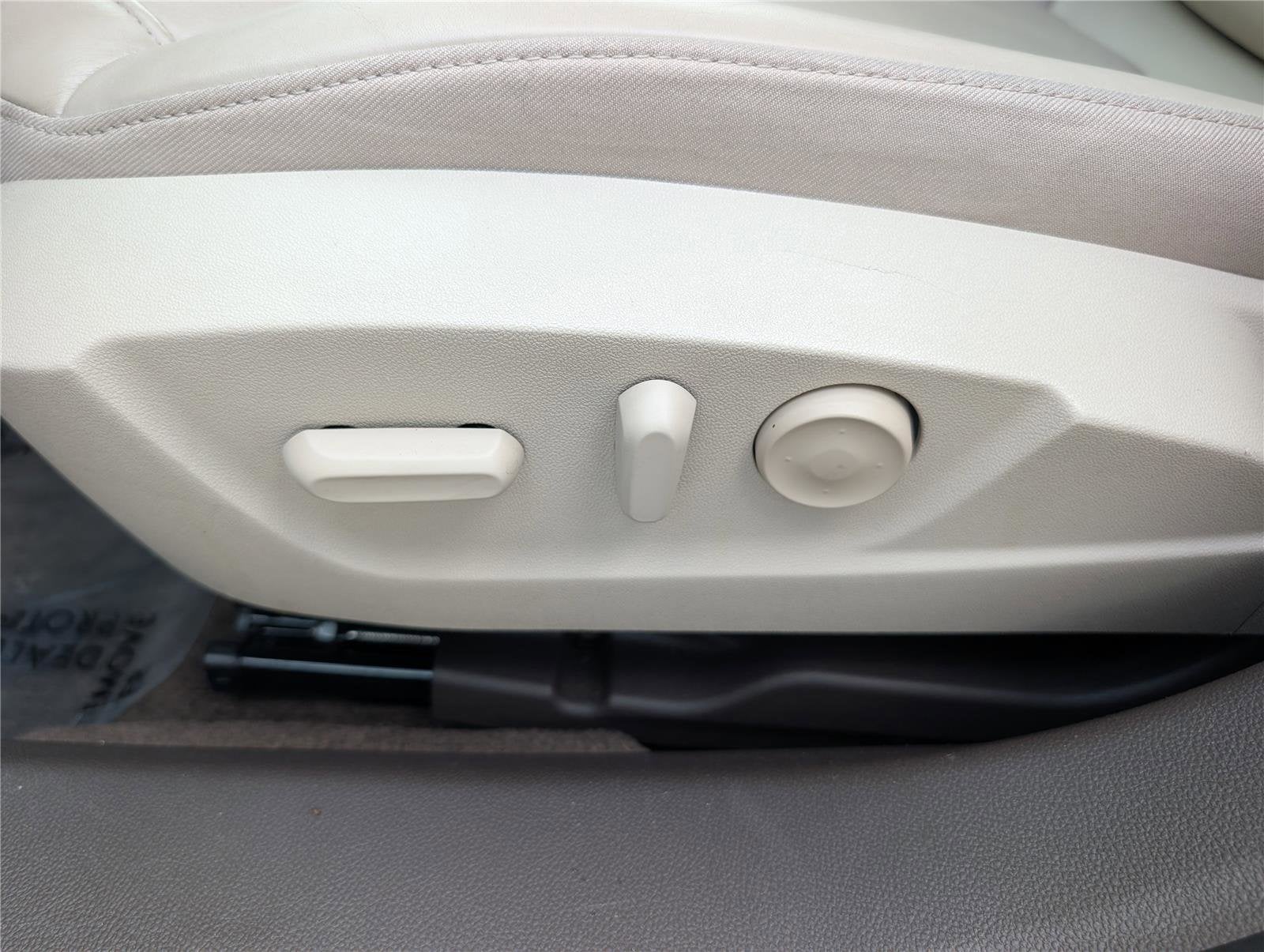 2012 Buick Regal Premium 2
