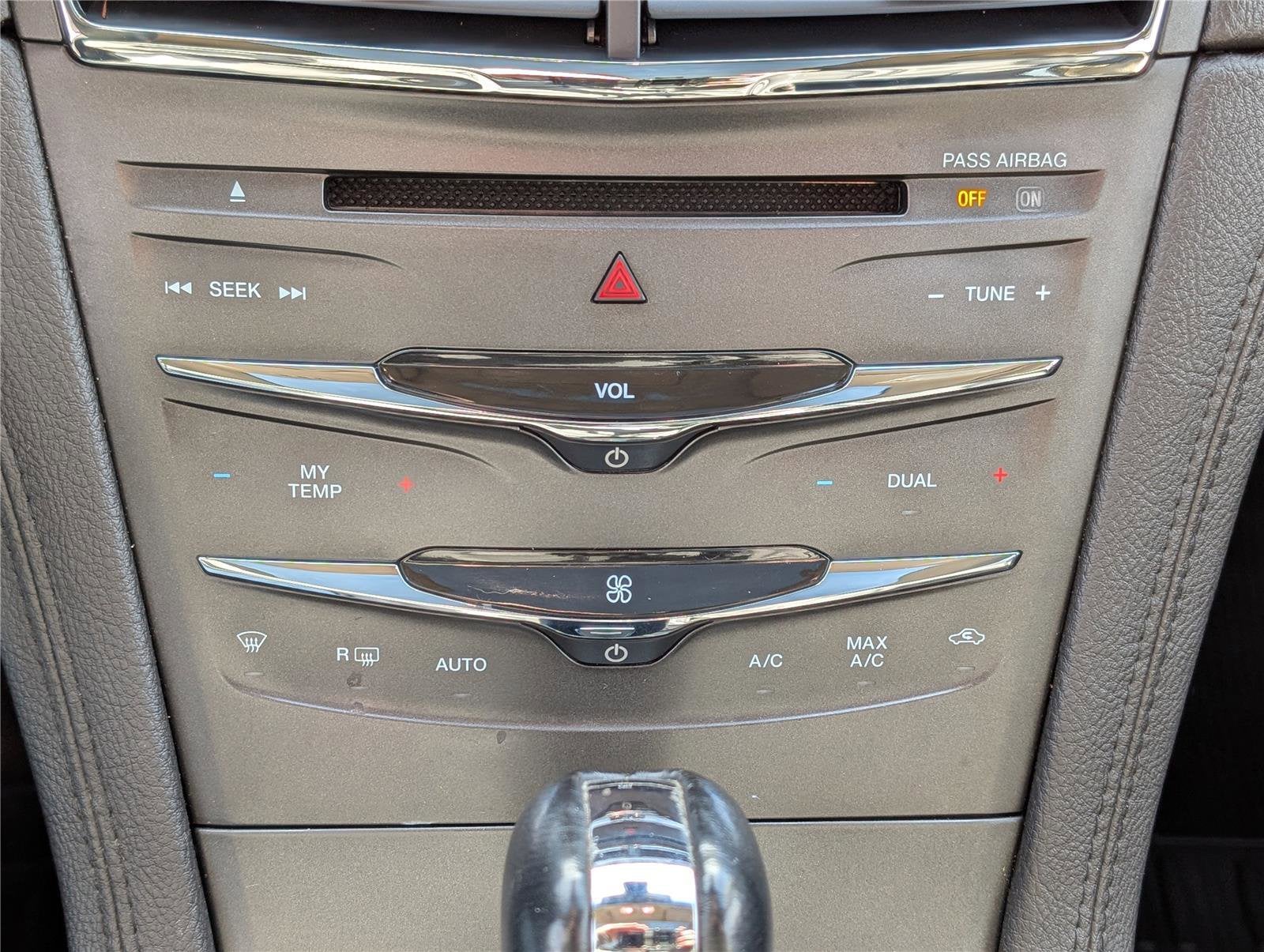 2019 Lincoln MKT Reserve