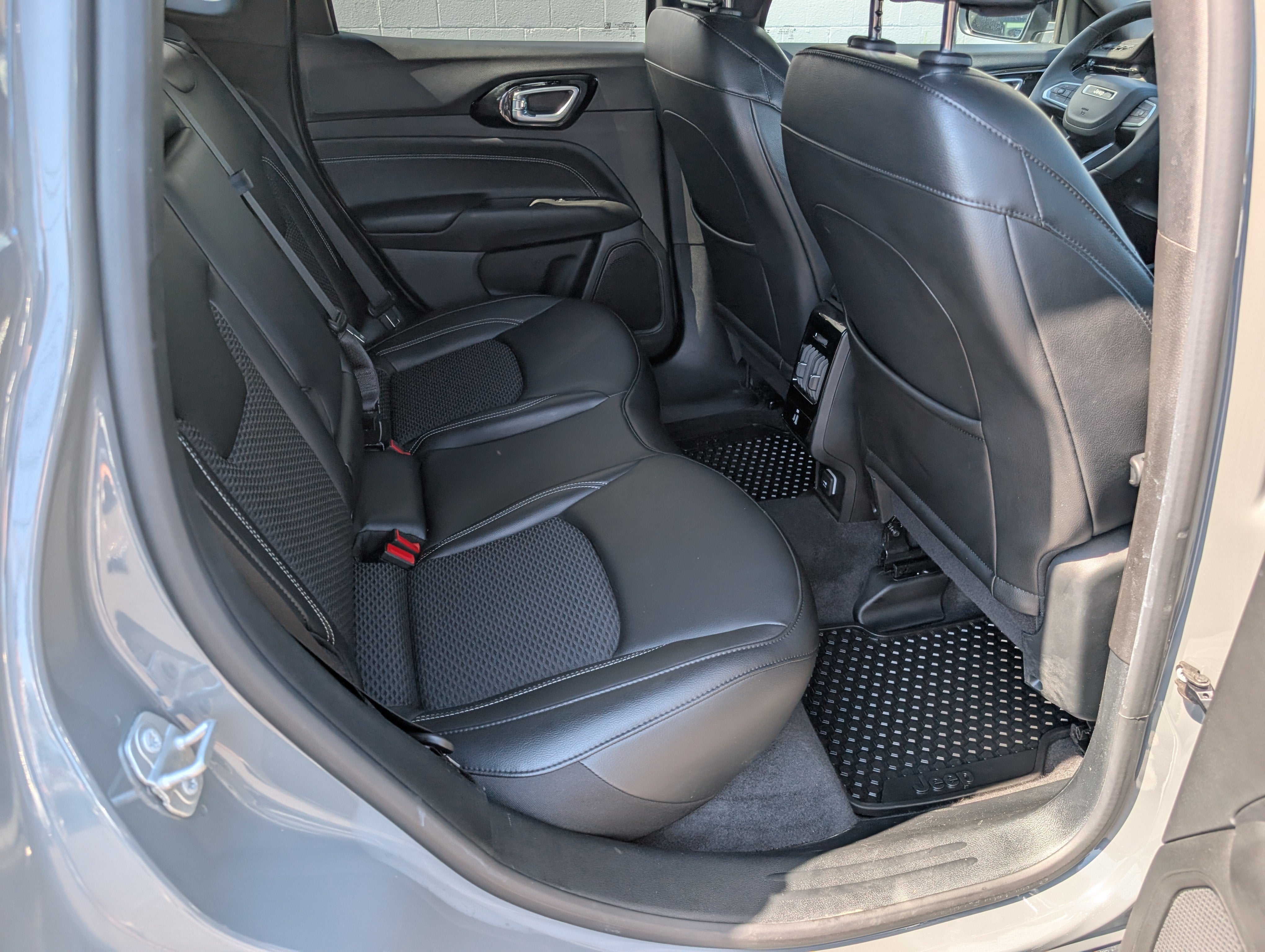 2023 Jeep Compass Altitude