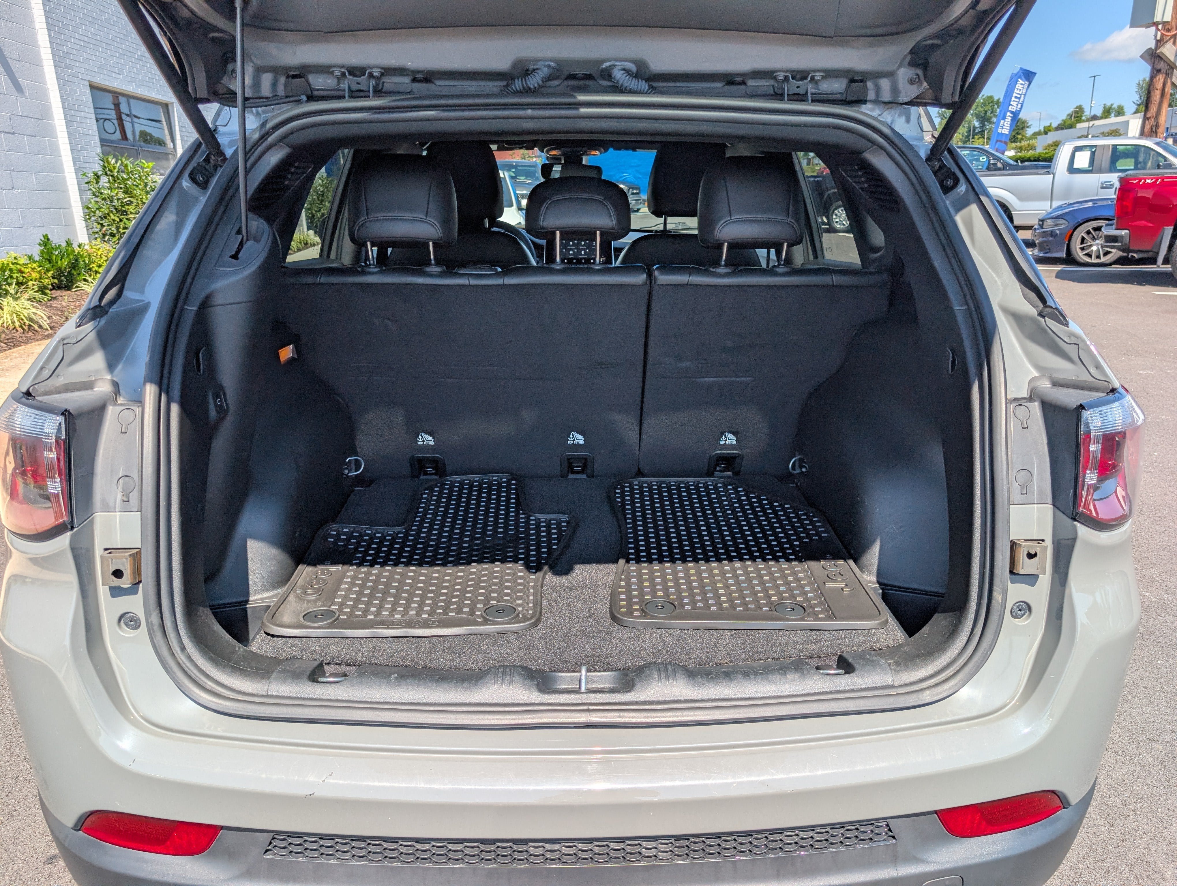 2023 Jeep Compass Altitude