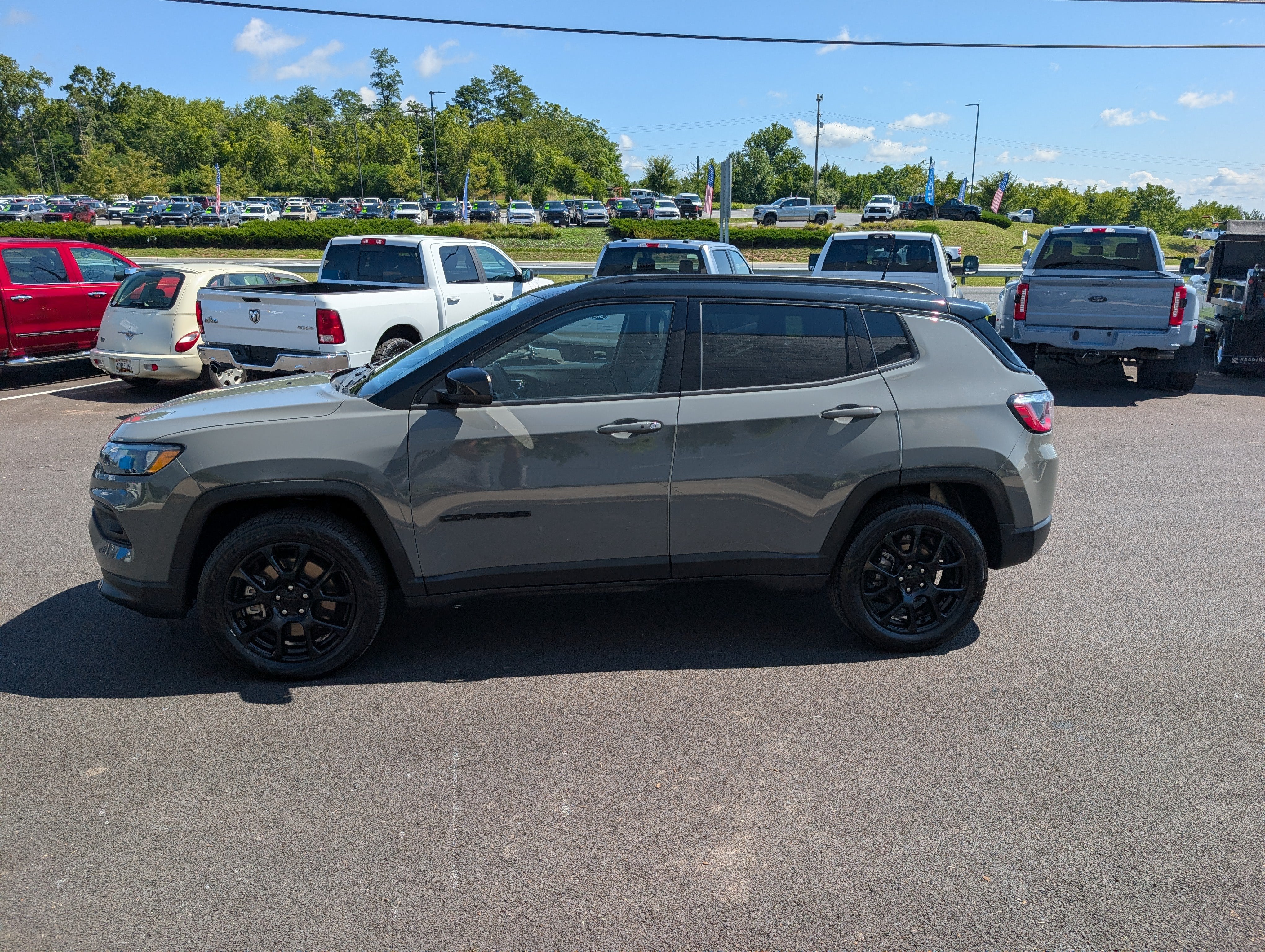 2023 Jeep Compass Altitude