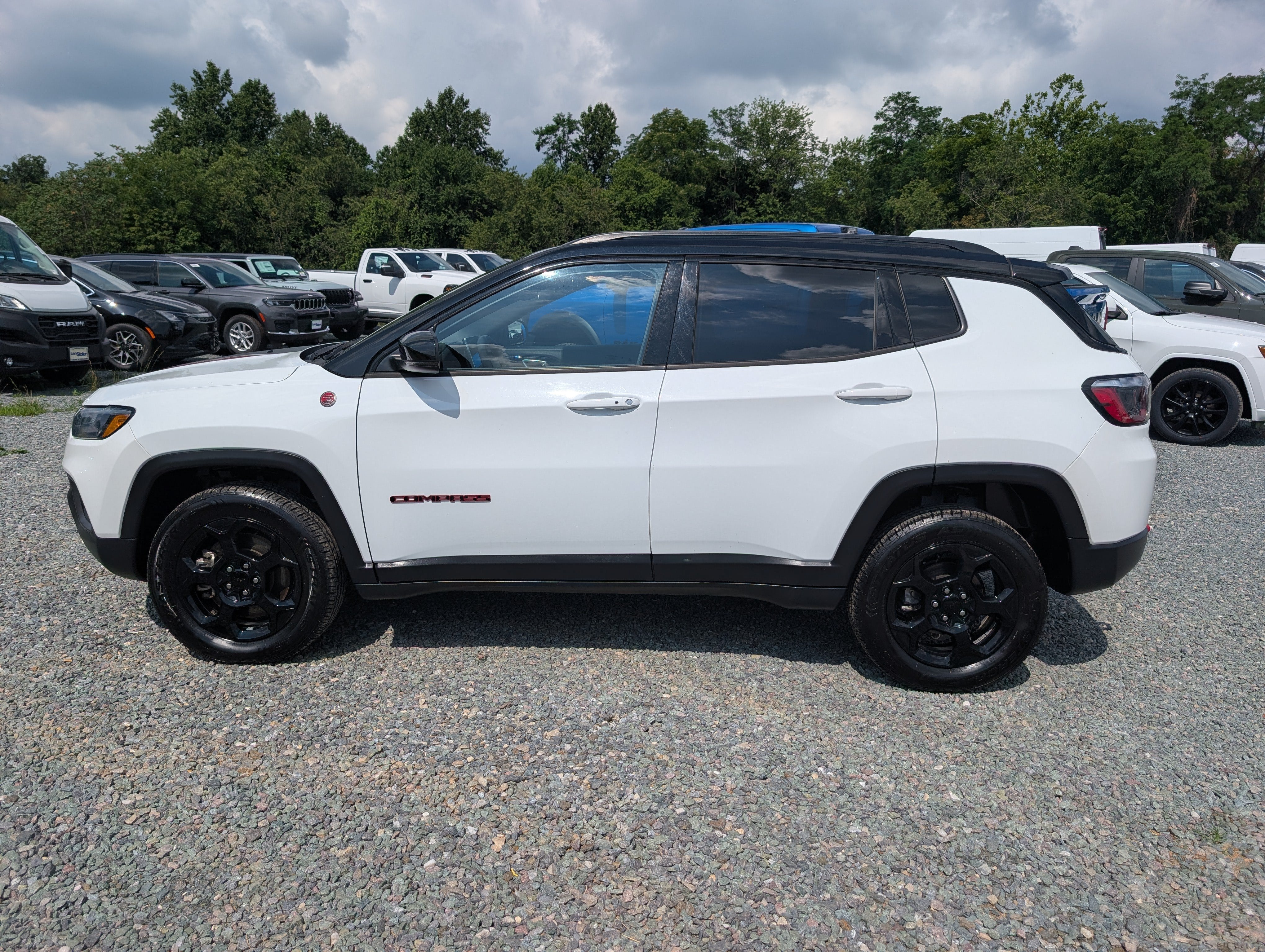 2023 Jeep Compass Trailhawk