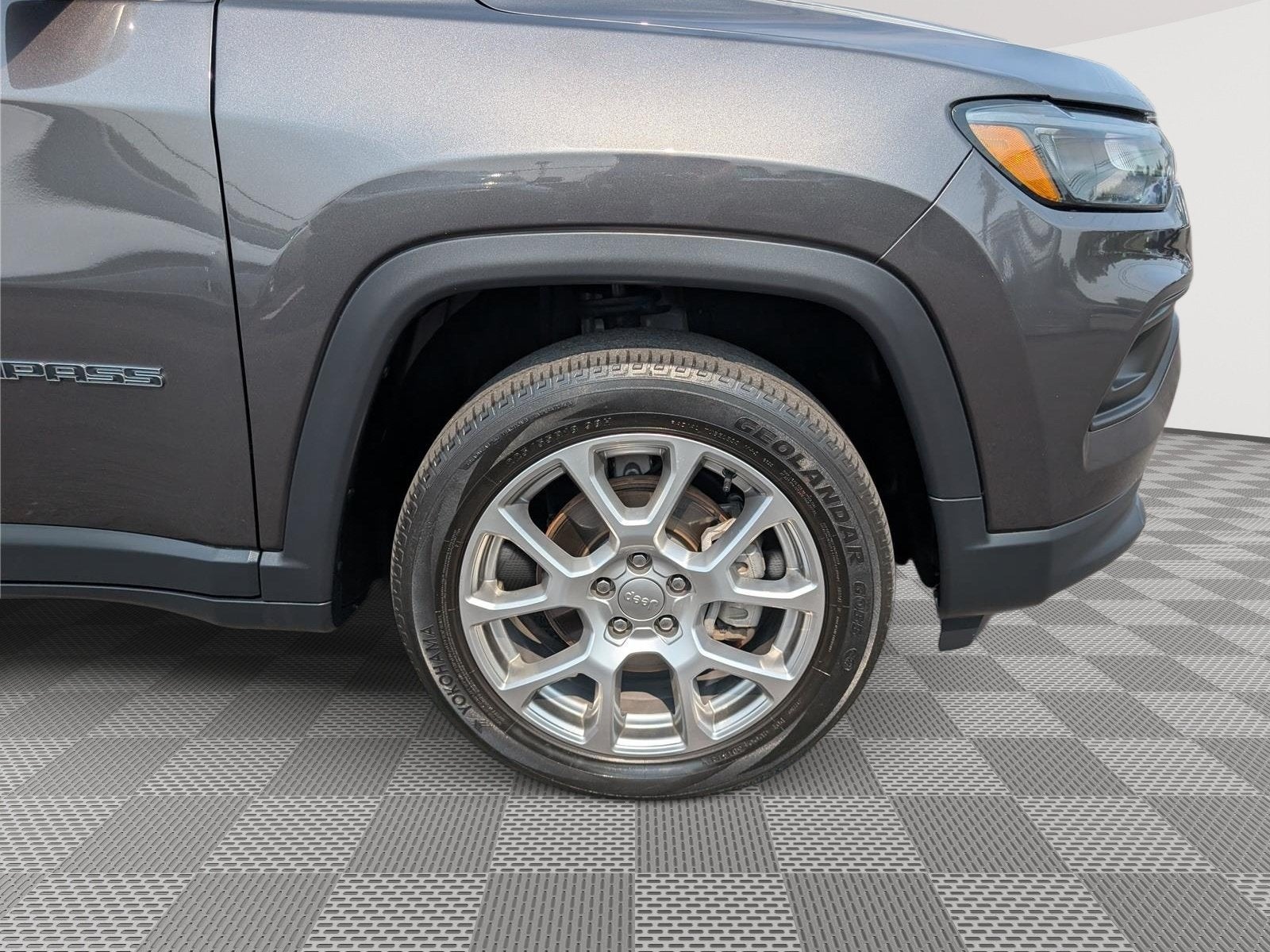 2022 Jeep Compass Latitude Lux