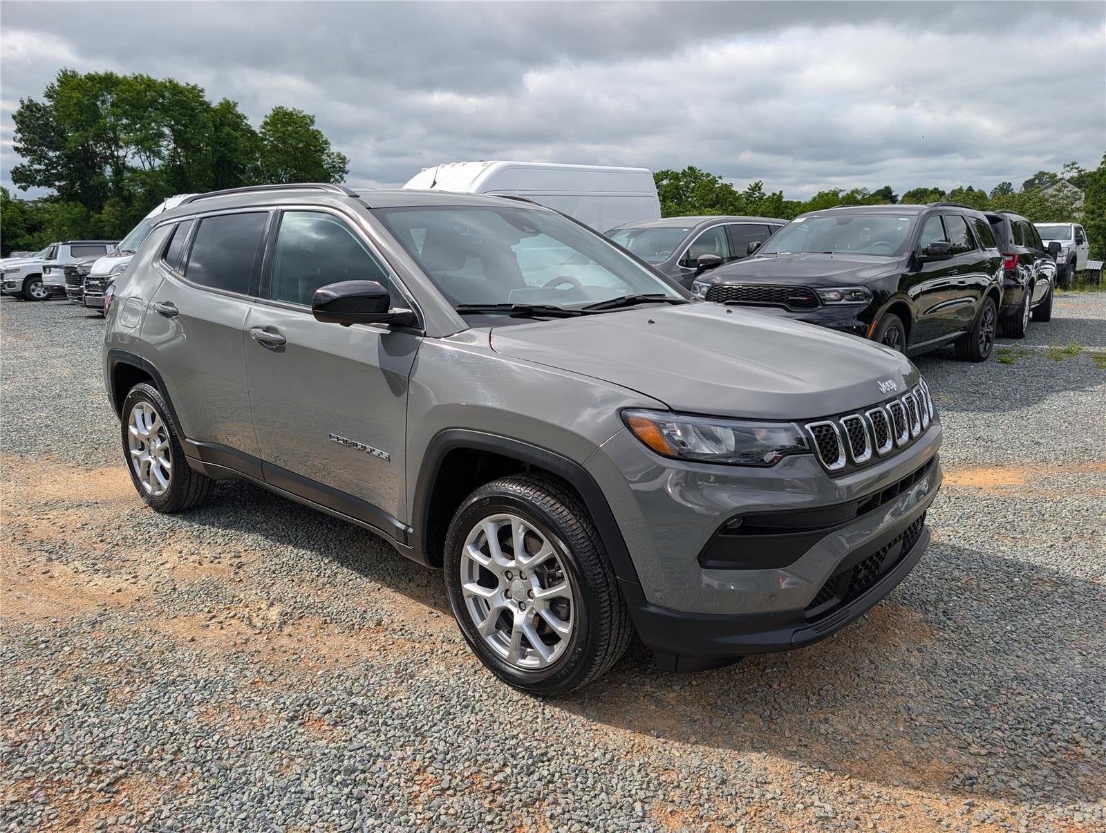 2024 Jeep Compass Latitude Lux