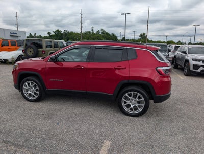 2024 Jeep Compass Latitude Lux