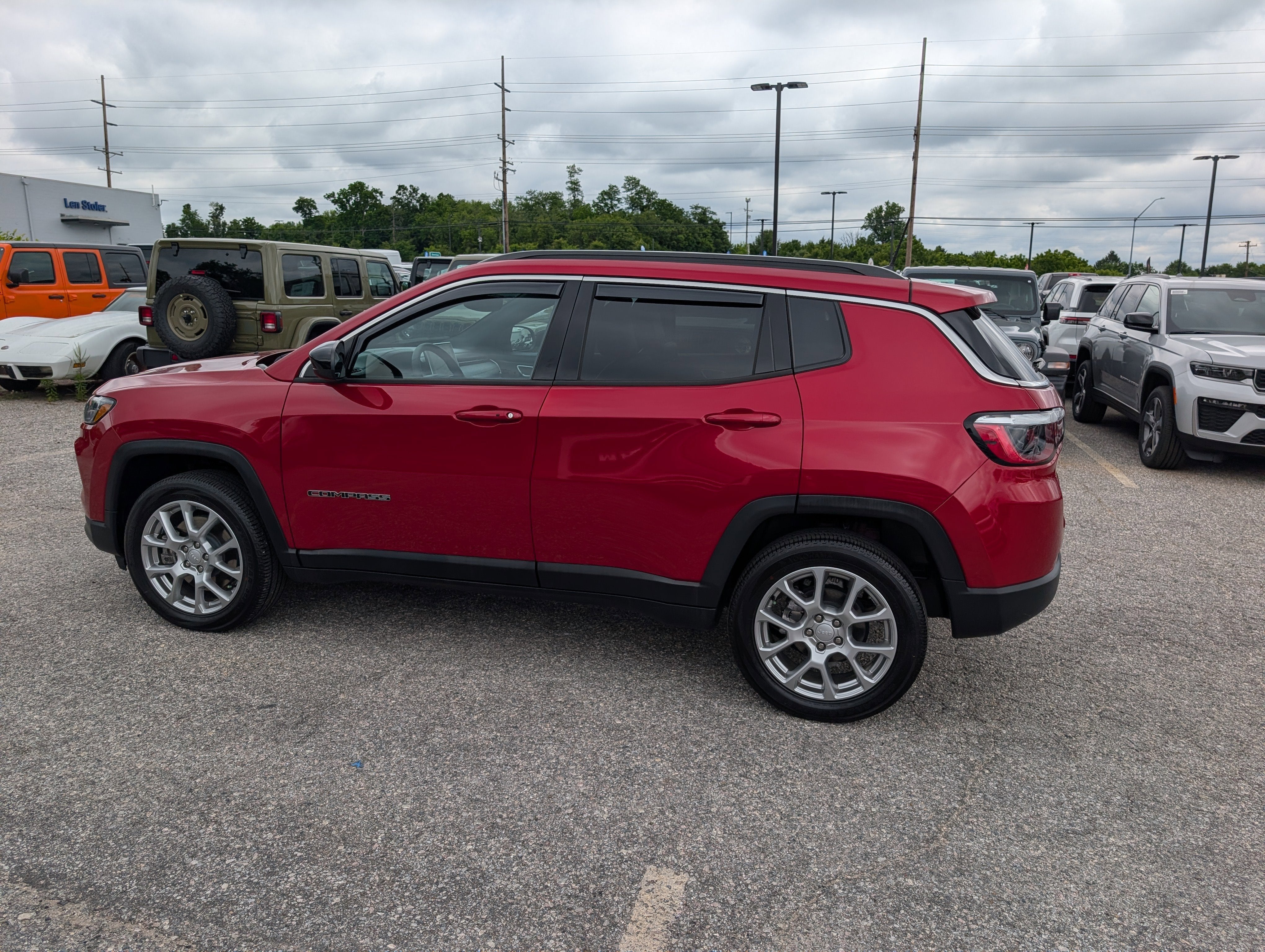 2024 Jeep Compass Latitude Lux