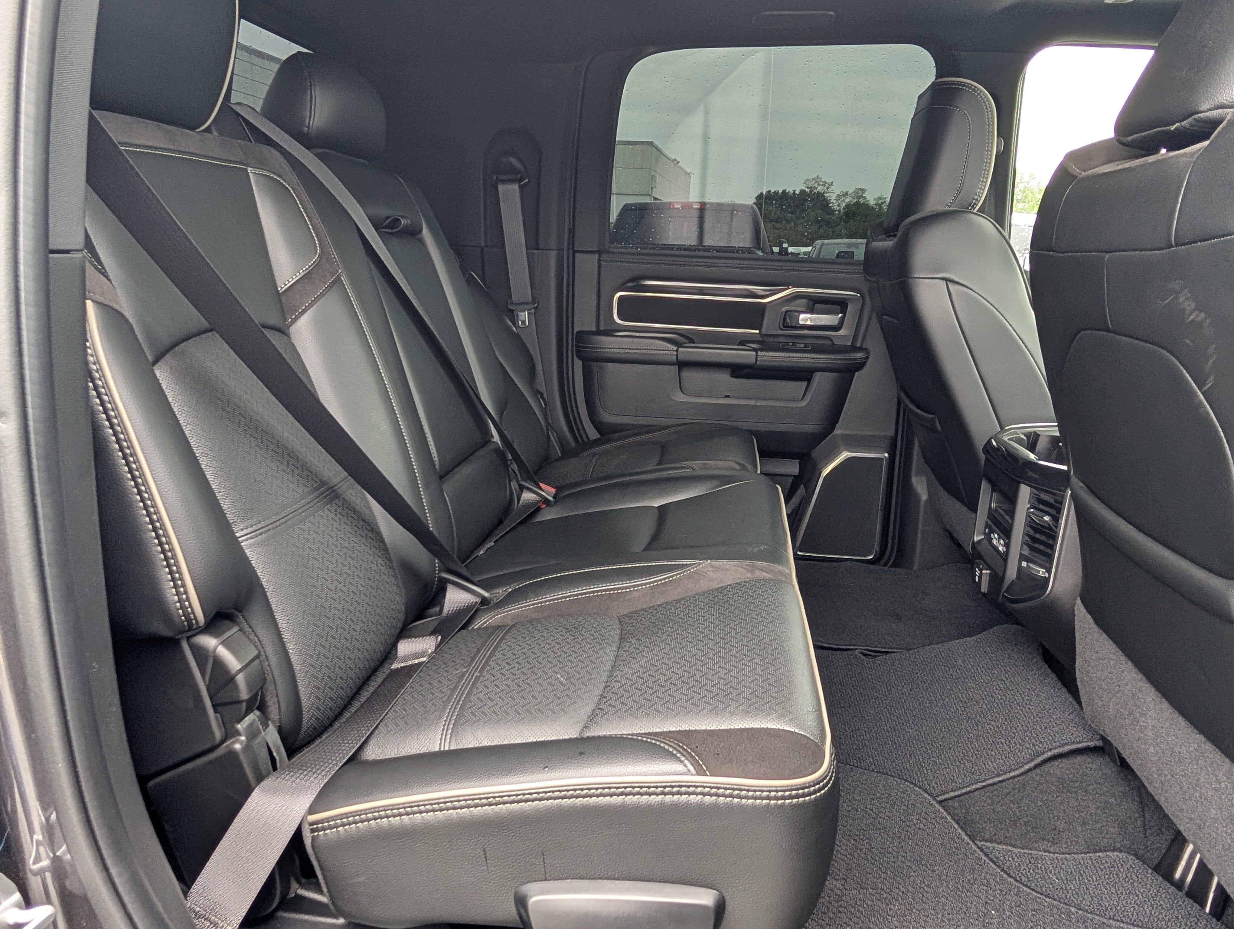 2022 RAM 3500 Laramie