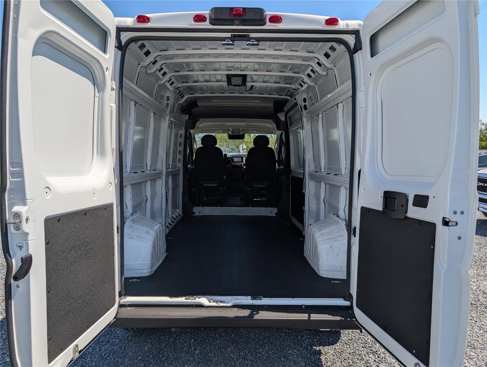 2025 RAM ProMaster Cargo Van Tradesman
