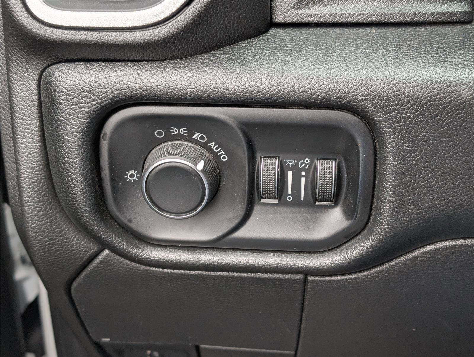 2020 RAM 3500 Chassis Cab Tradesman