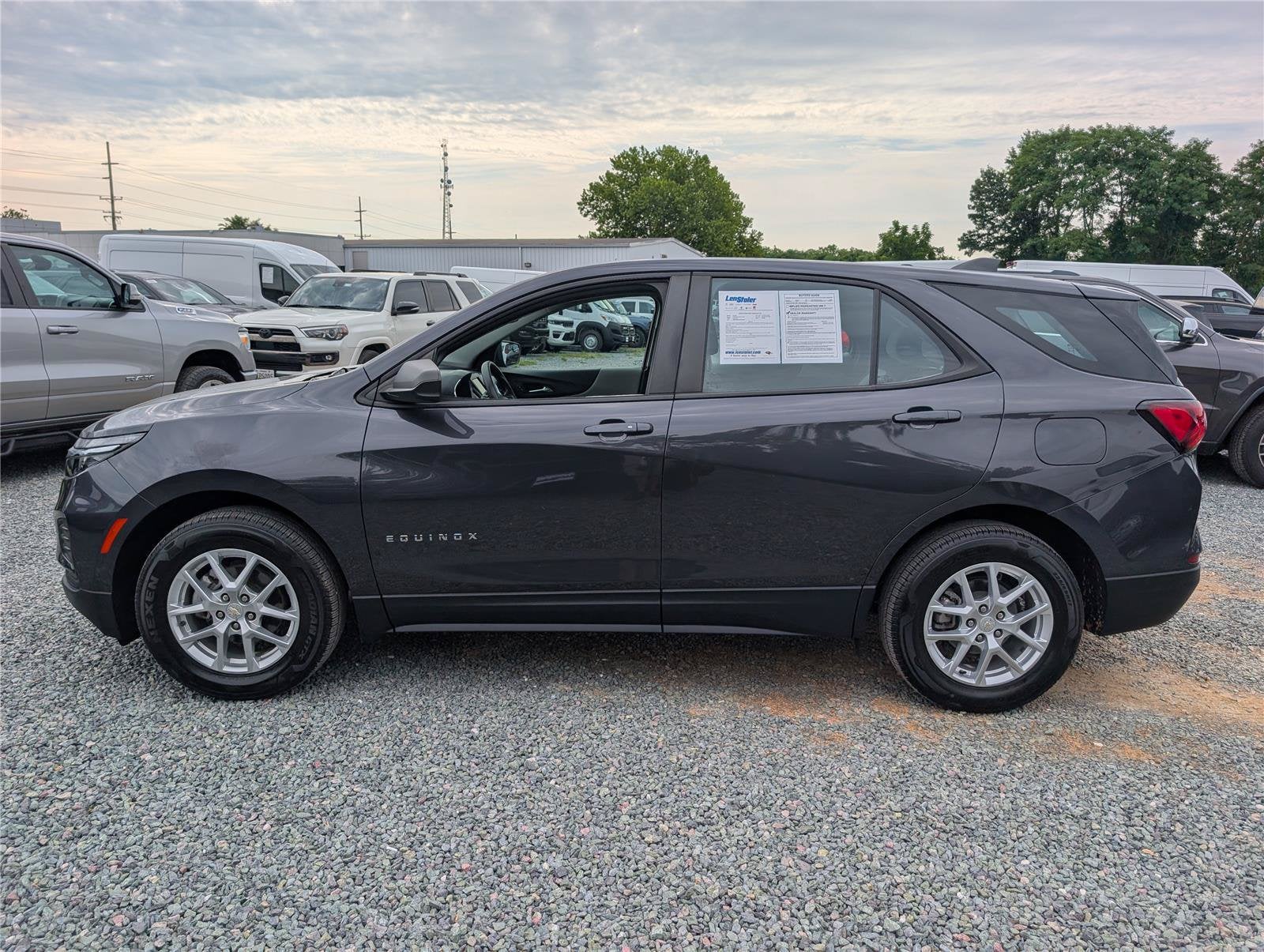 2022 Chevrolet Equinox LS