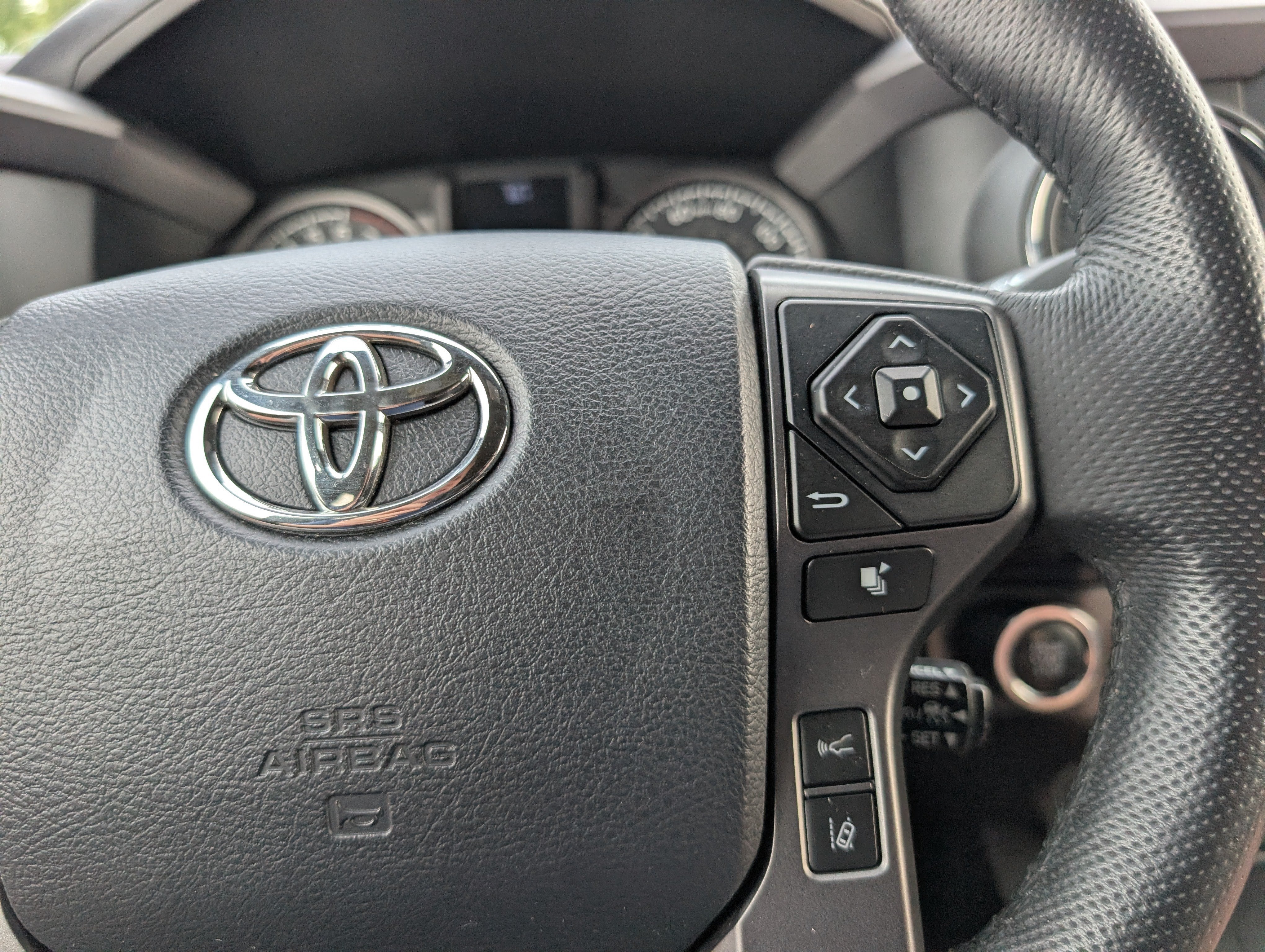 2018 Toyota Tacoma SR5