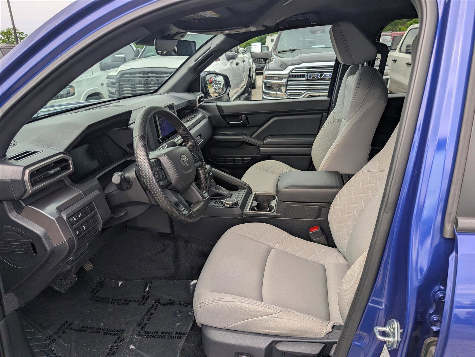 2025 Toyota Tacoma 4WD SR5
