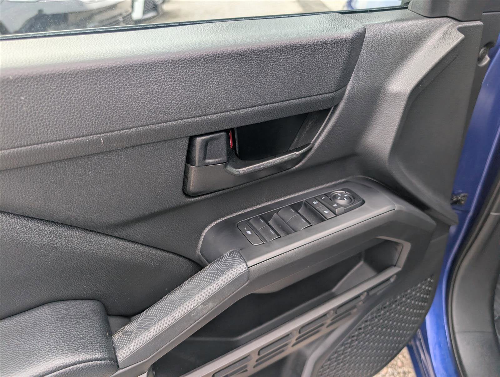 2025 Toyota Tacoma 4WD SR5
