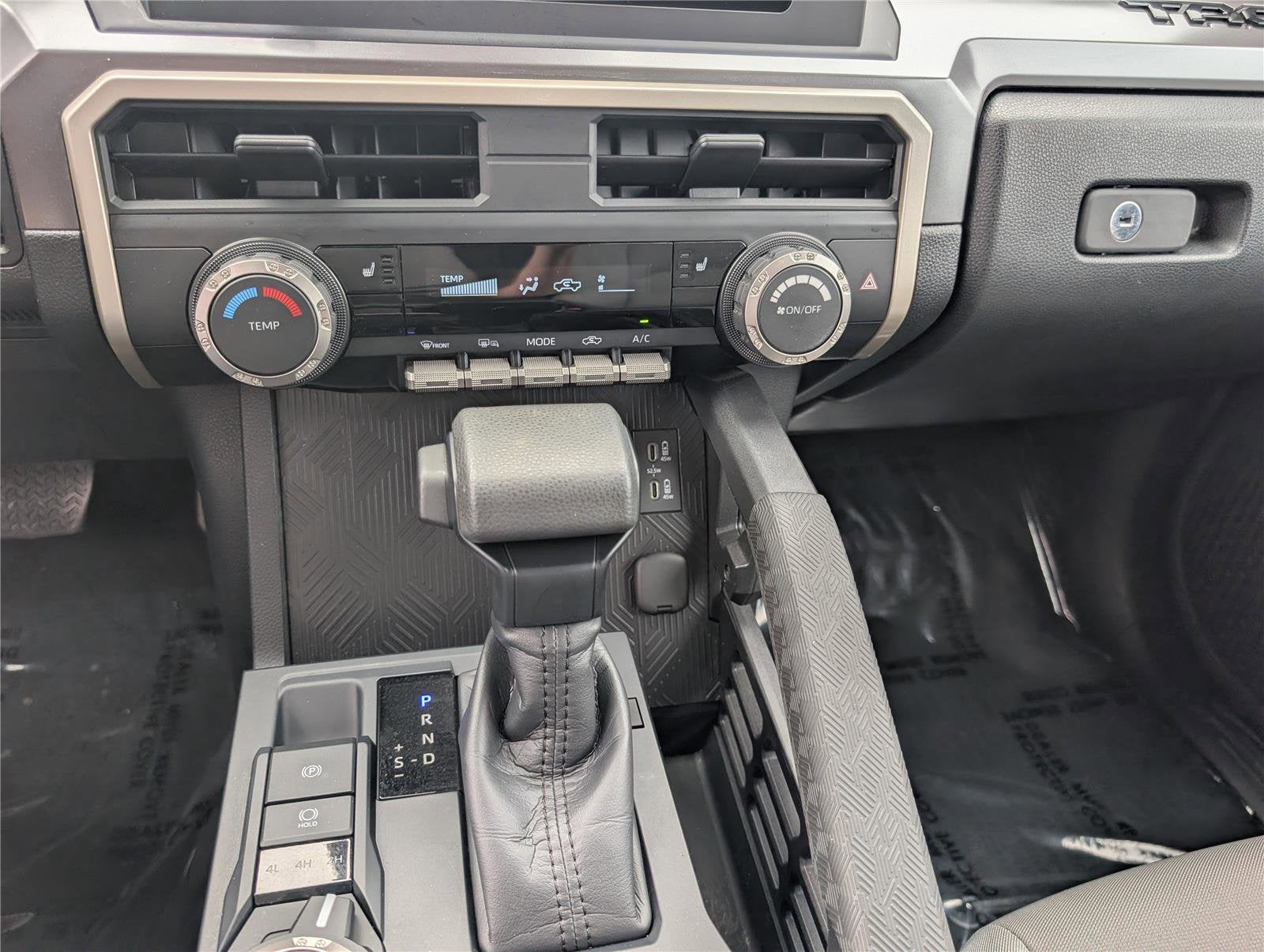 2025 Toyota Tacoma 4WD SR5