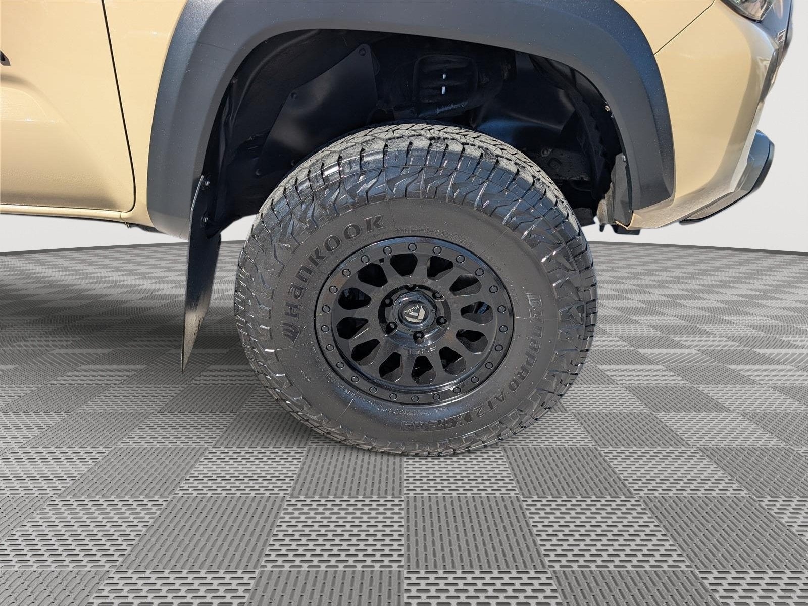 2020 Toyota Tacoma 4WD SR5