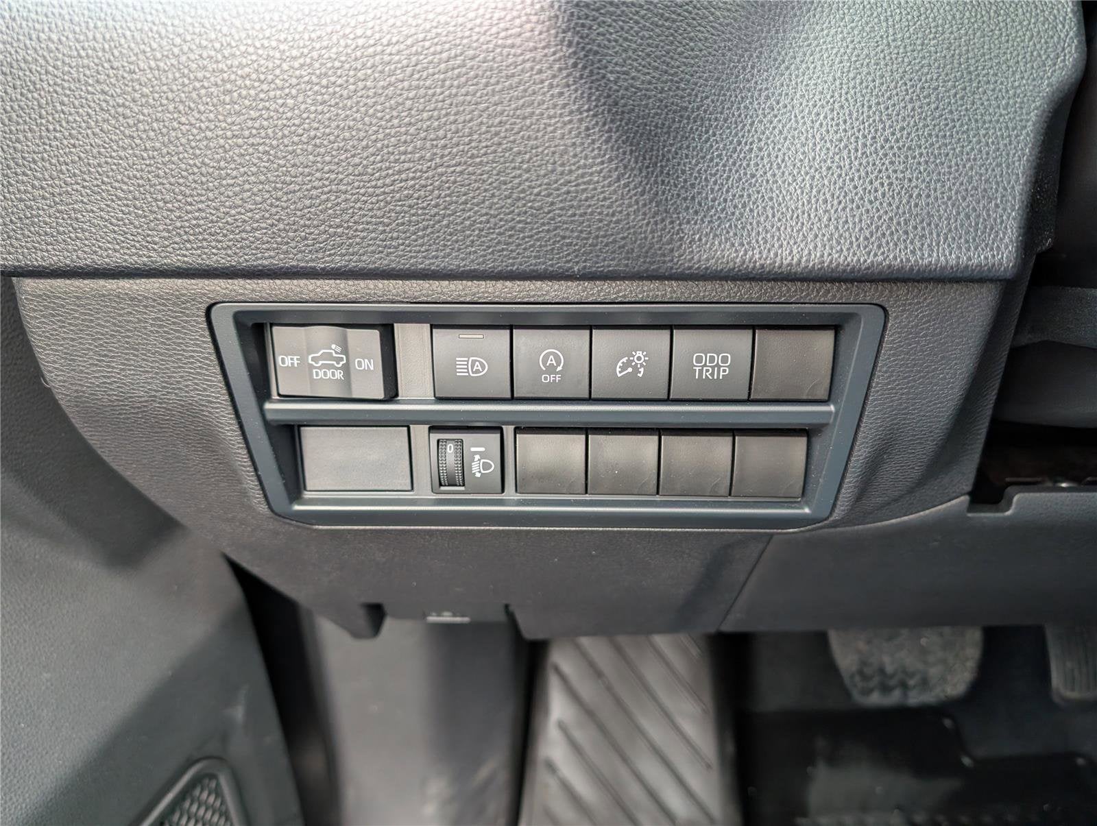 2025 Toyota Tundra 4WD SR