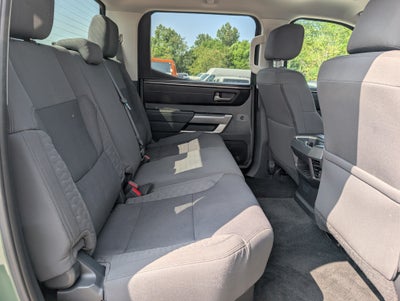 2022 Toyota Tundra 4WD SR5