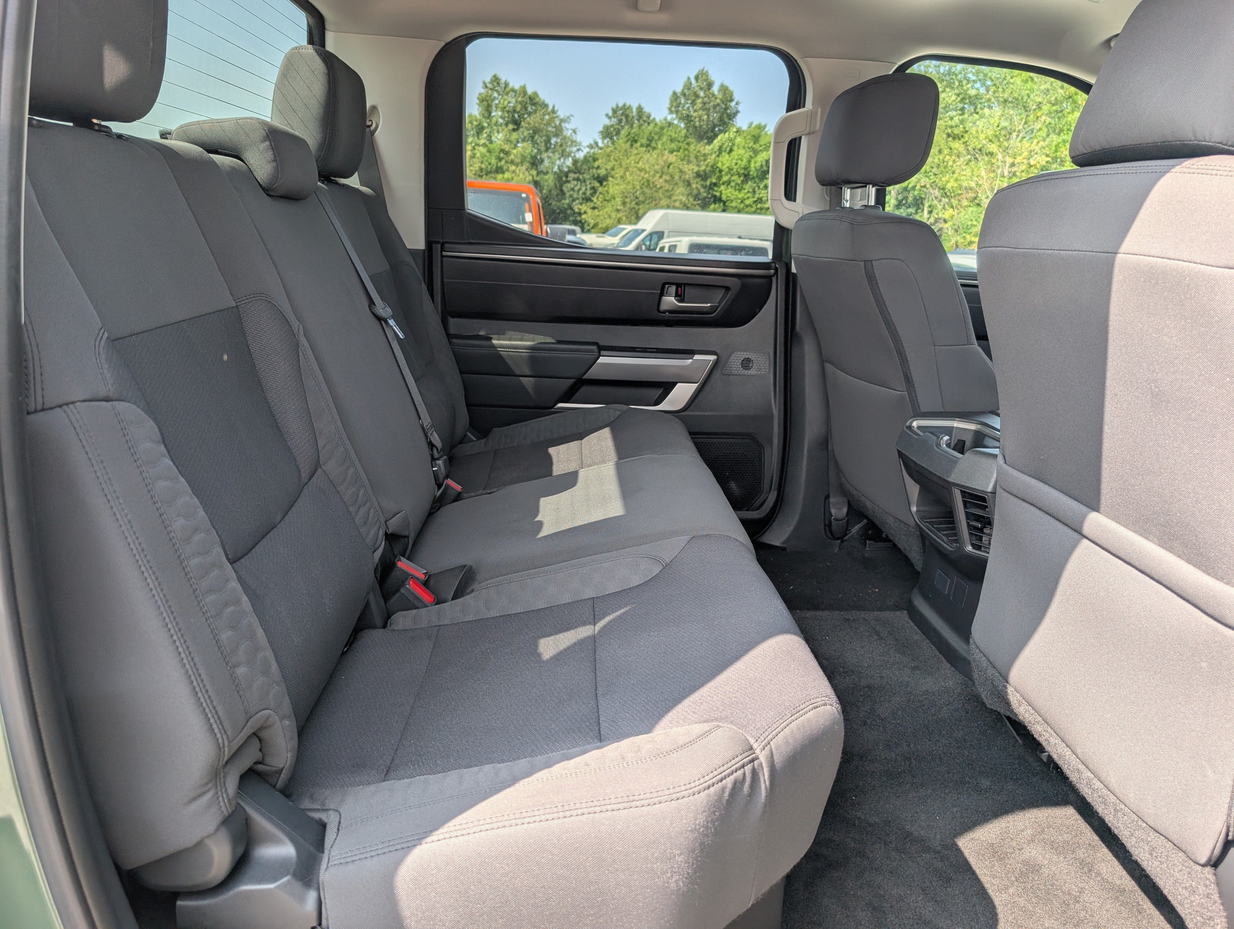 2022 Toyota Tundra 4WD SR5