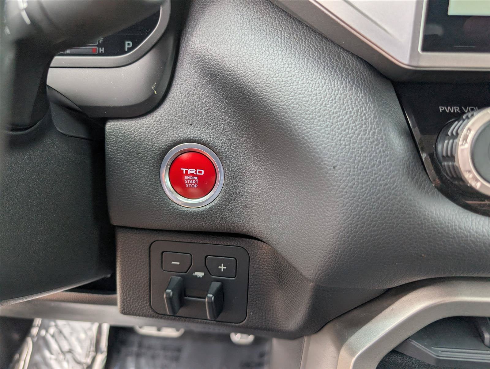 2024 Toyota Tundra 4WD Limited