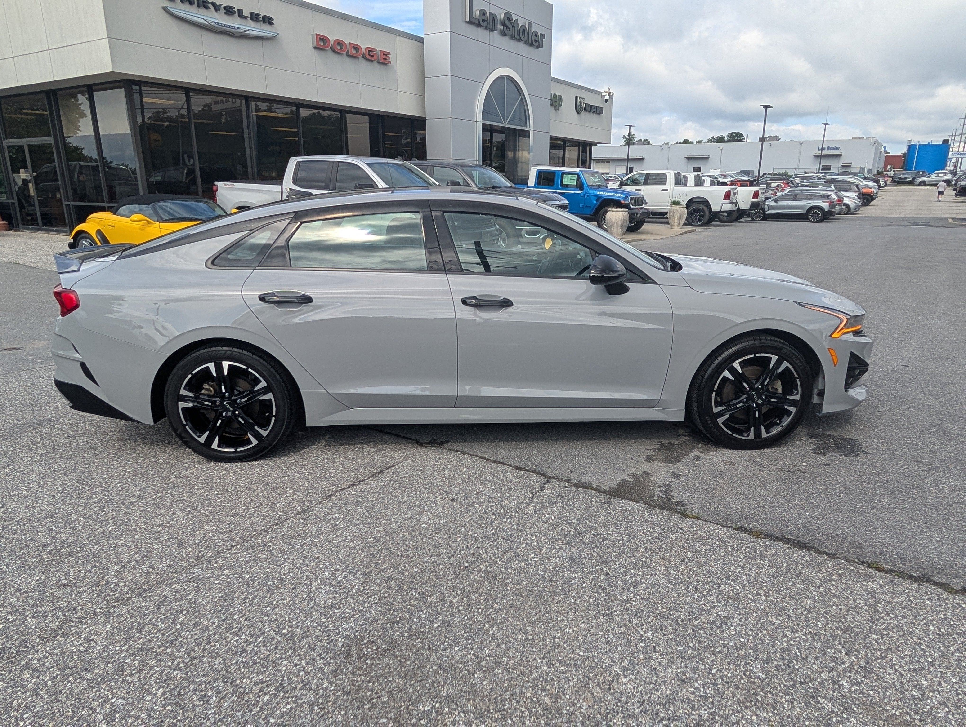 2023 Kia K5 GT-Line