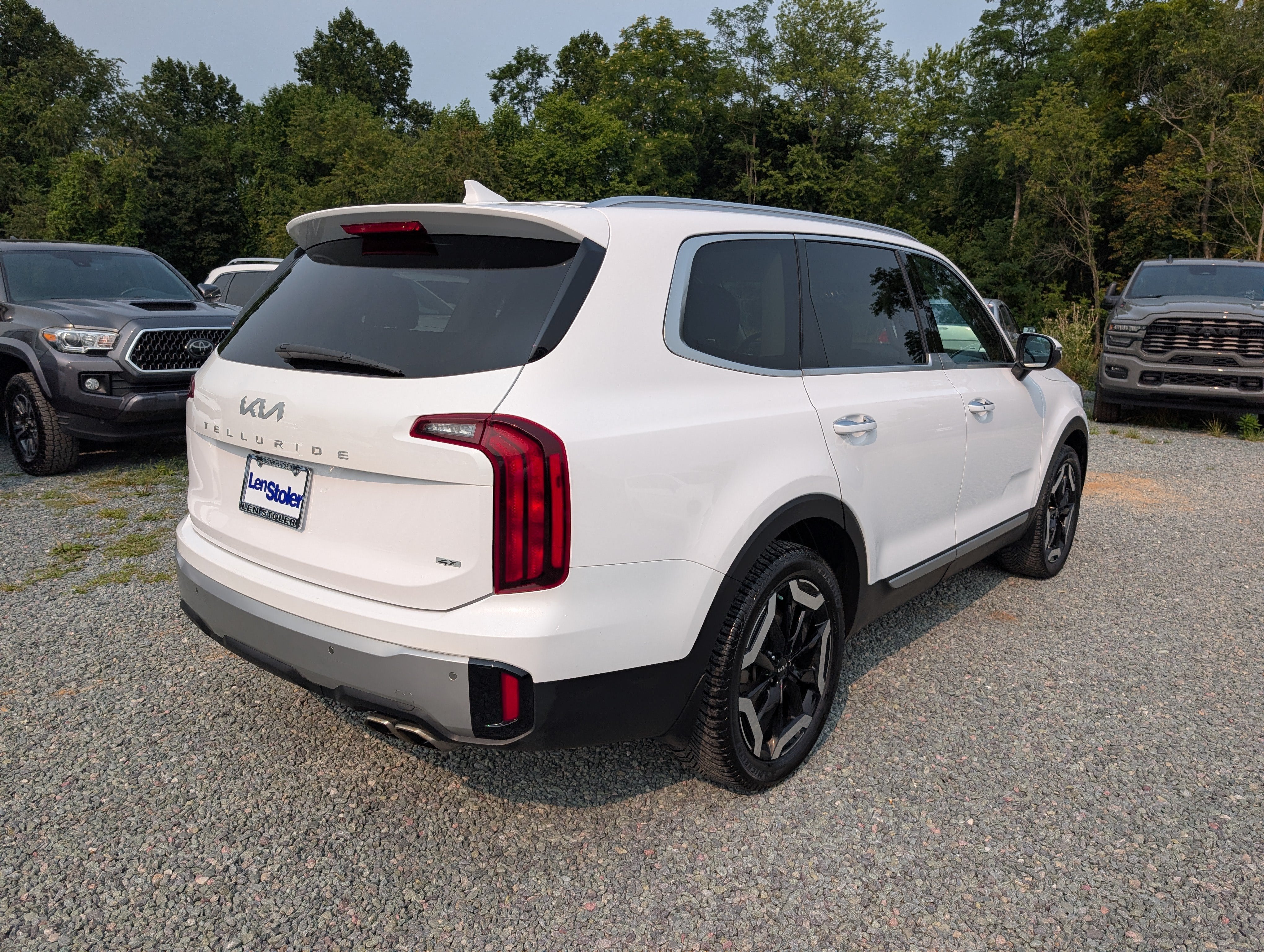 2023 Kia Telluride S