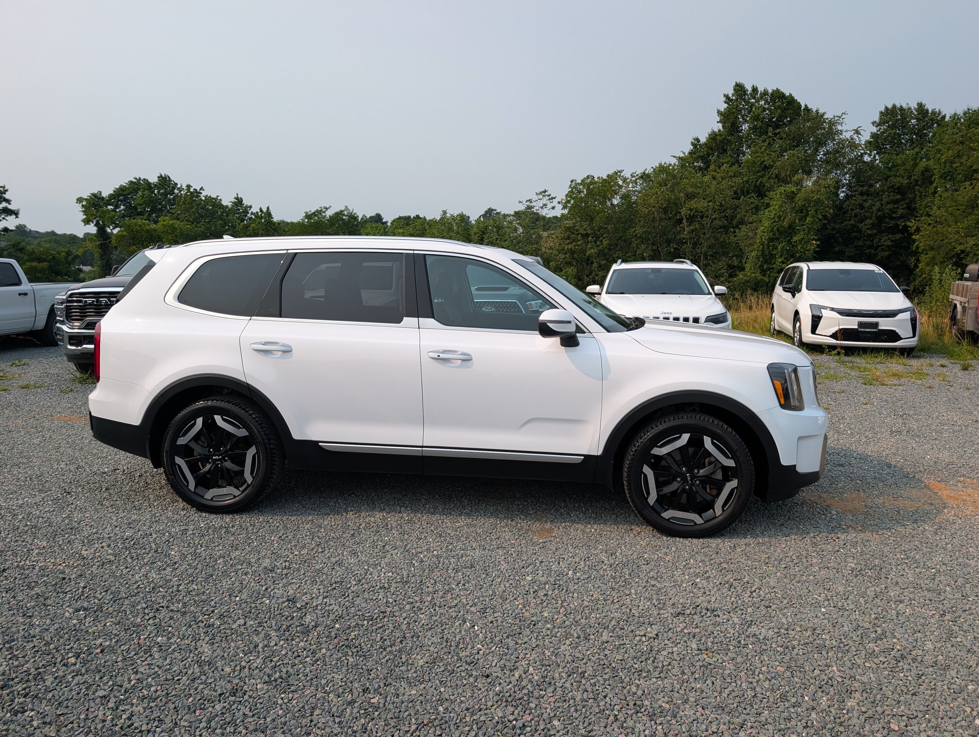 2023 Kia Telluride S