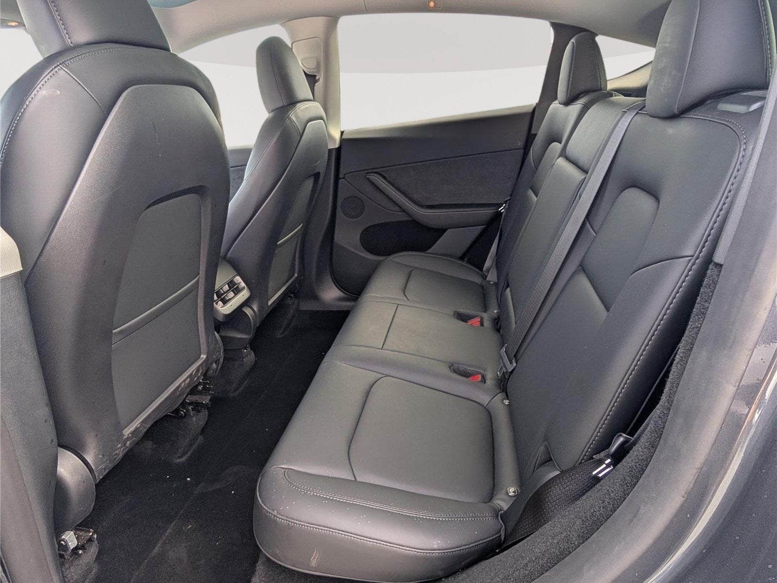 2023 Tesla Model Y Base