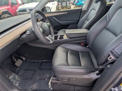 2023 Tesla Model Y Base