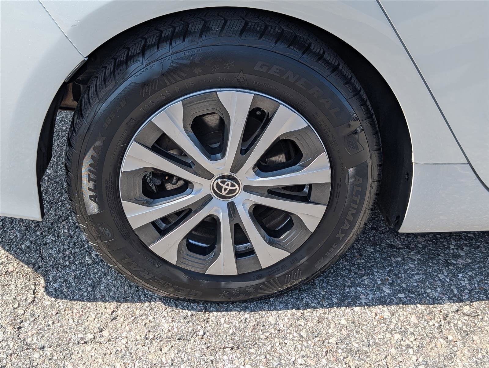 2021 Toyota Prius Prime LE