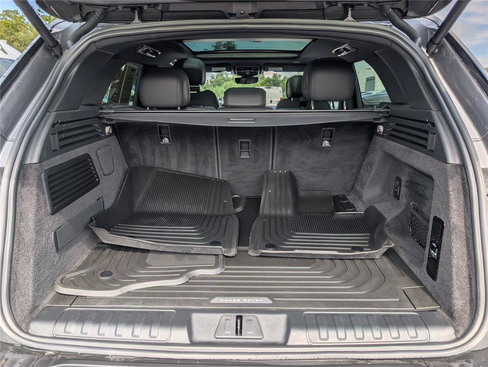 2023 Land Rover Range Rover Sport SE