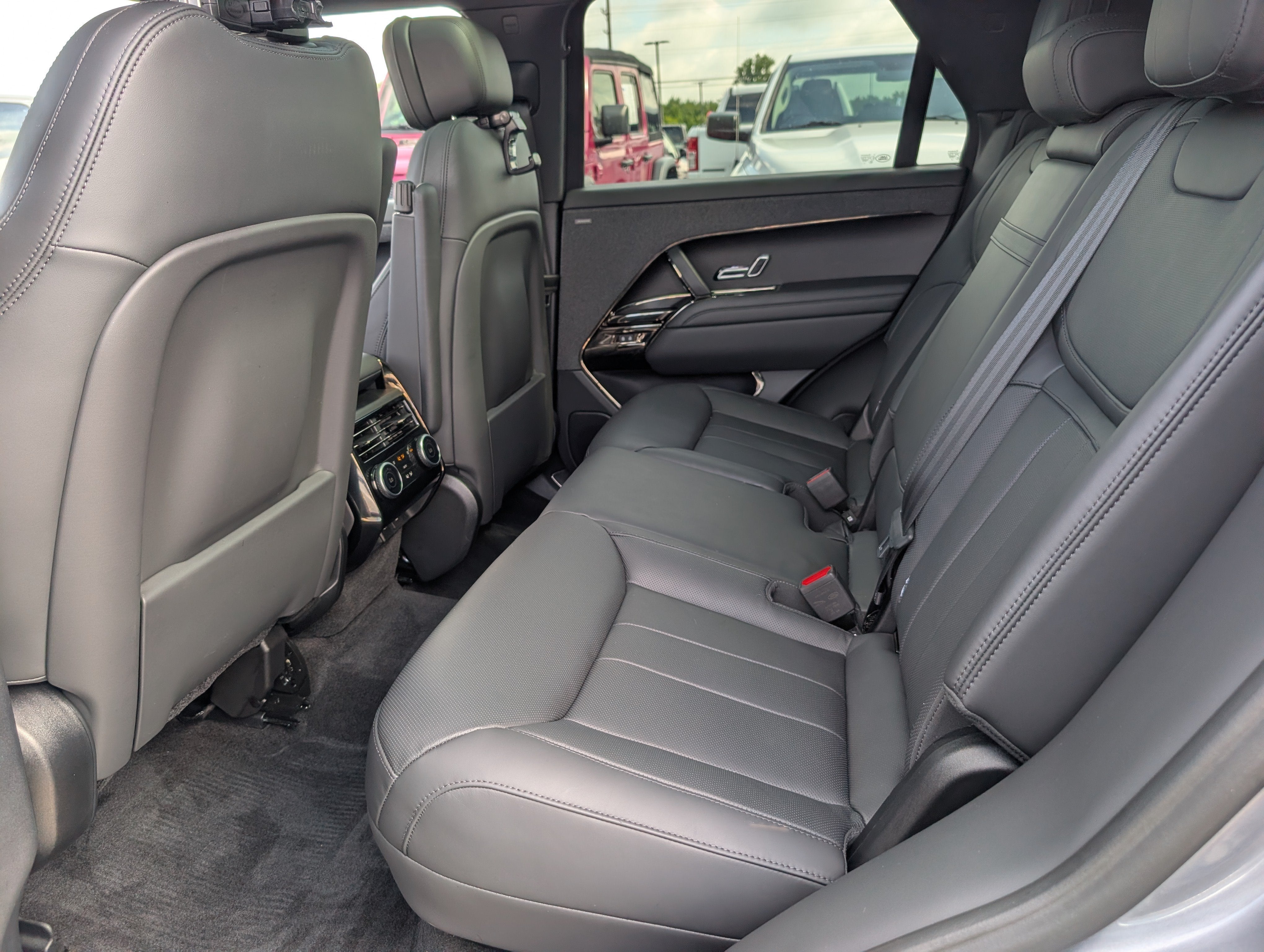 2023 Land Rover Range Rover Sport SE