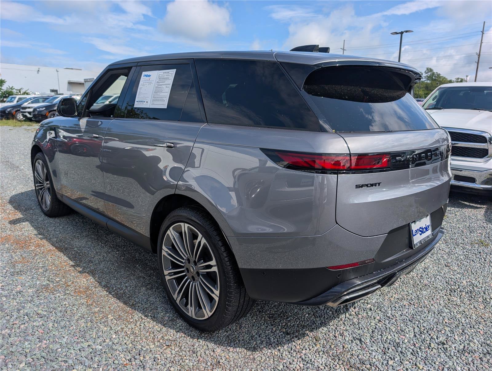 2023 Land Rover Range Rover Sport SE