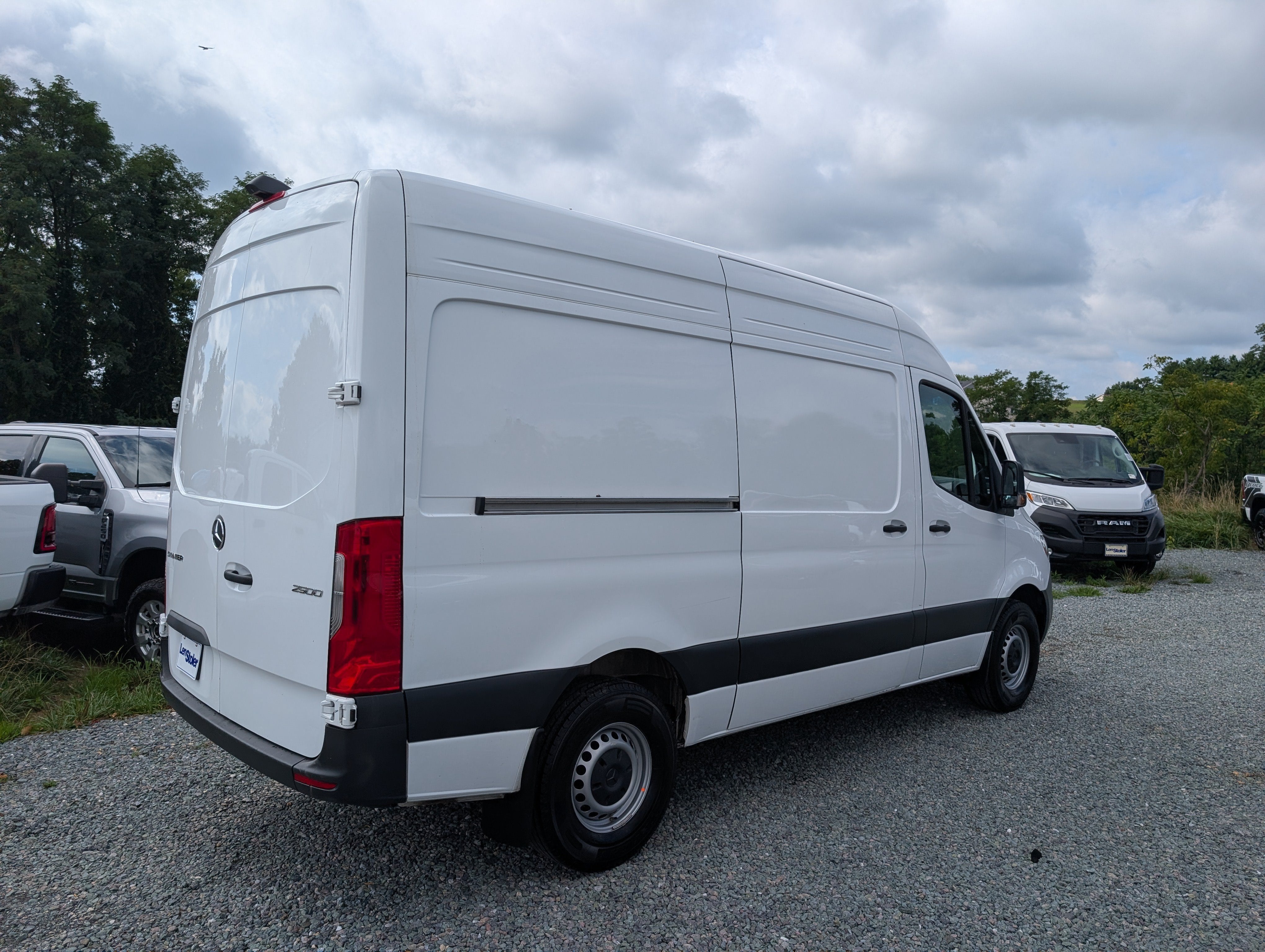 2025 Mercedes-Benz Sprinter Cargo Van Cargo 144 WB