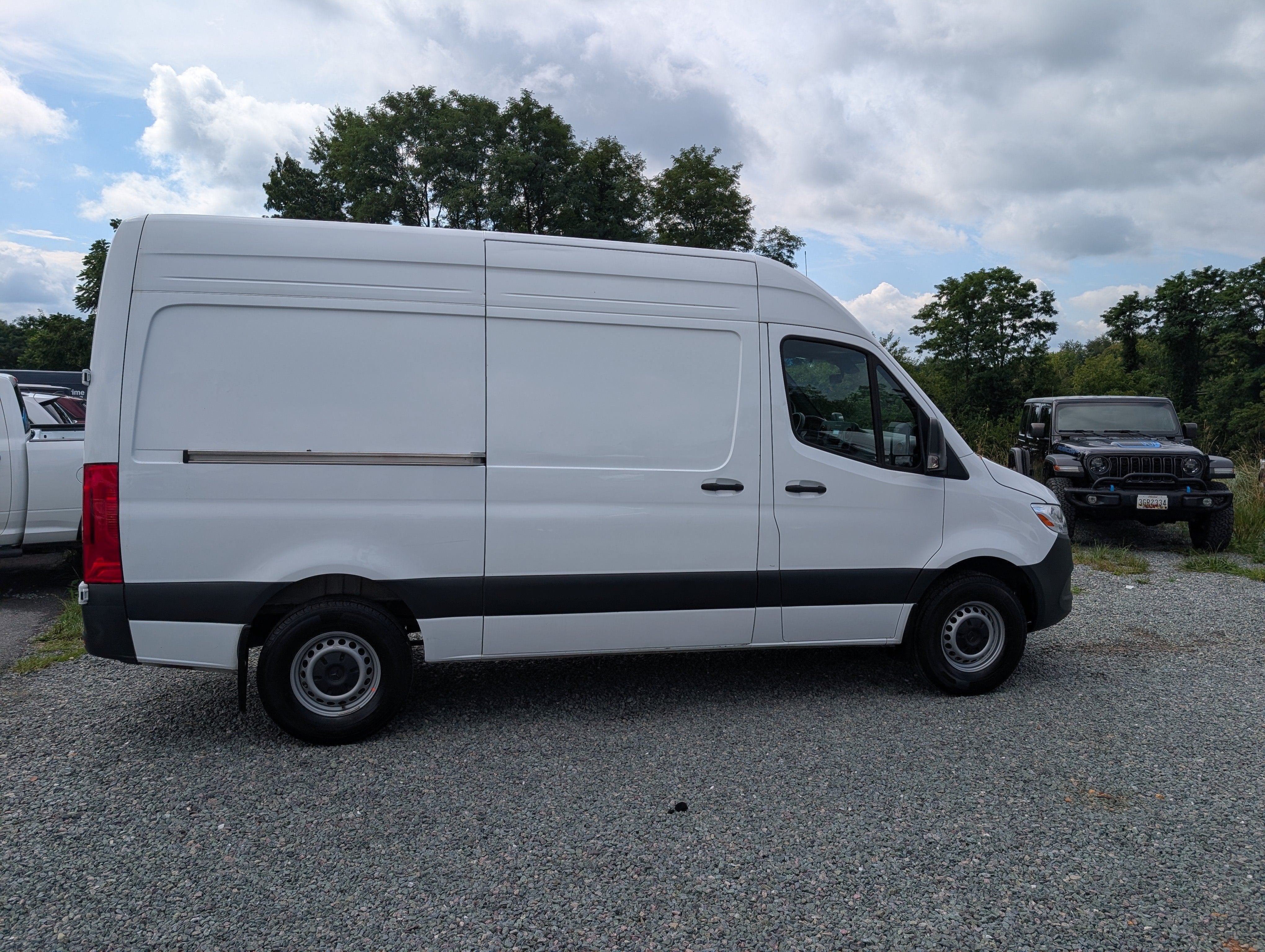 2025 Mercedes-Benz Sprinter Cargo Van Cargo 144 WB