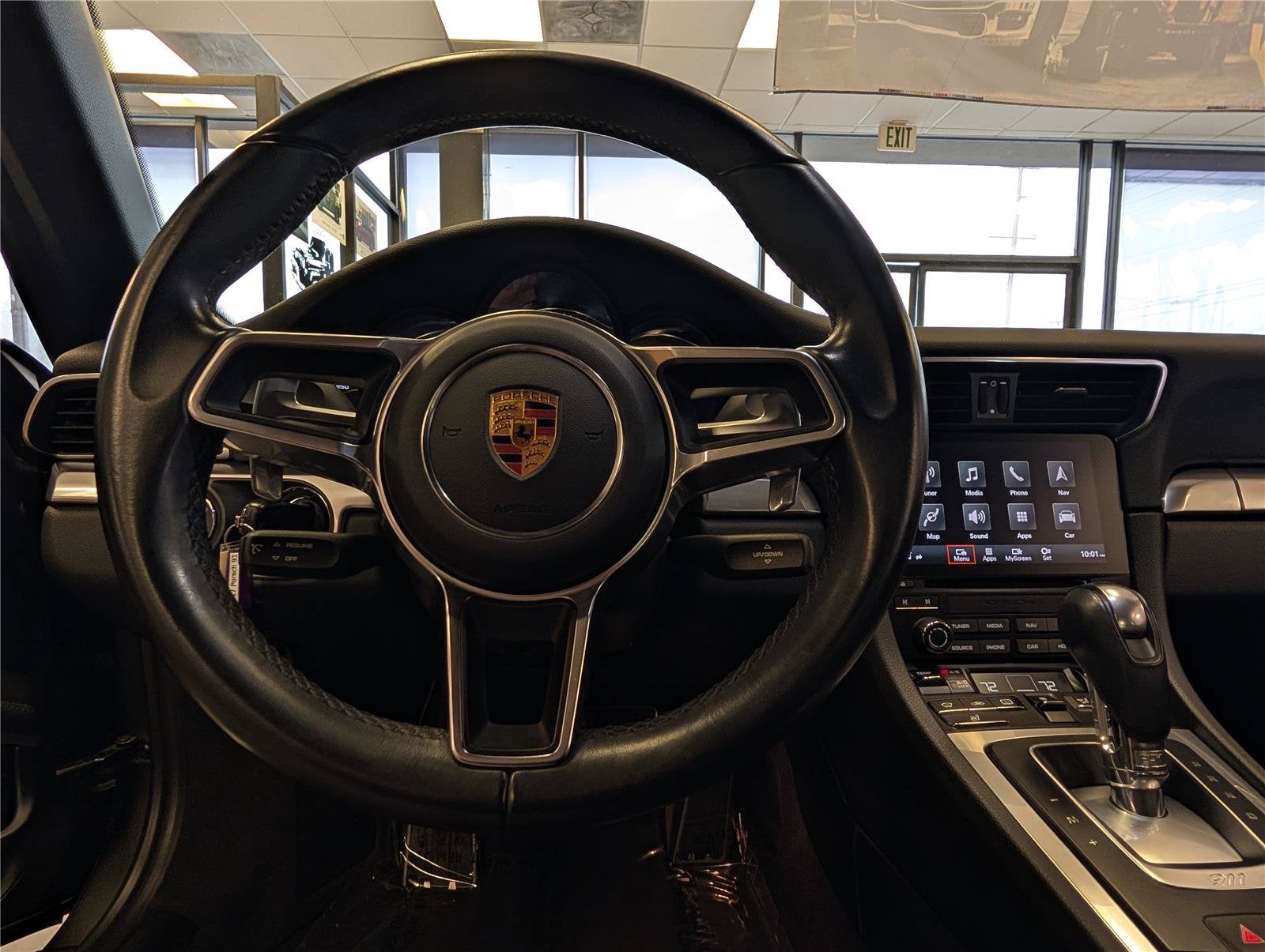 2017 Porsche 911 Carrera