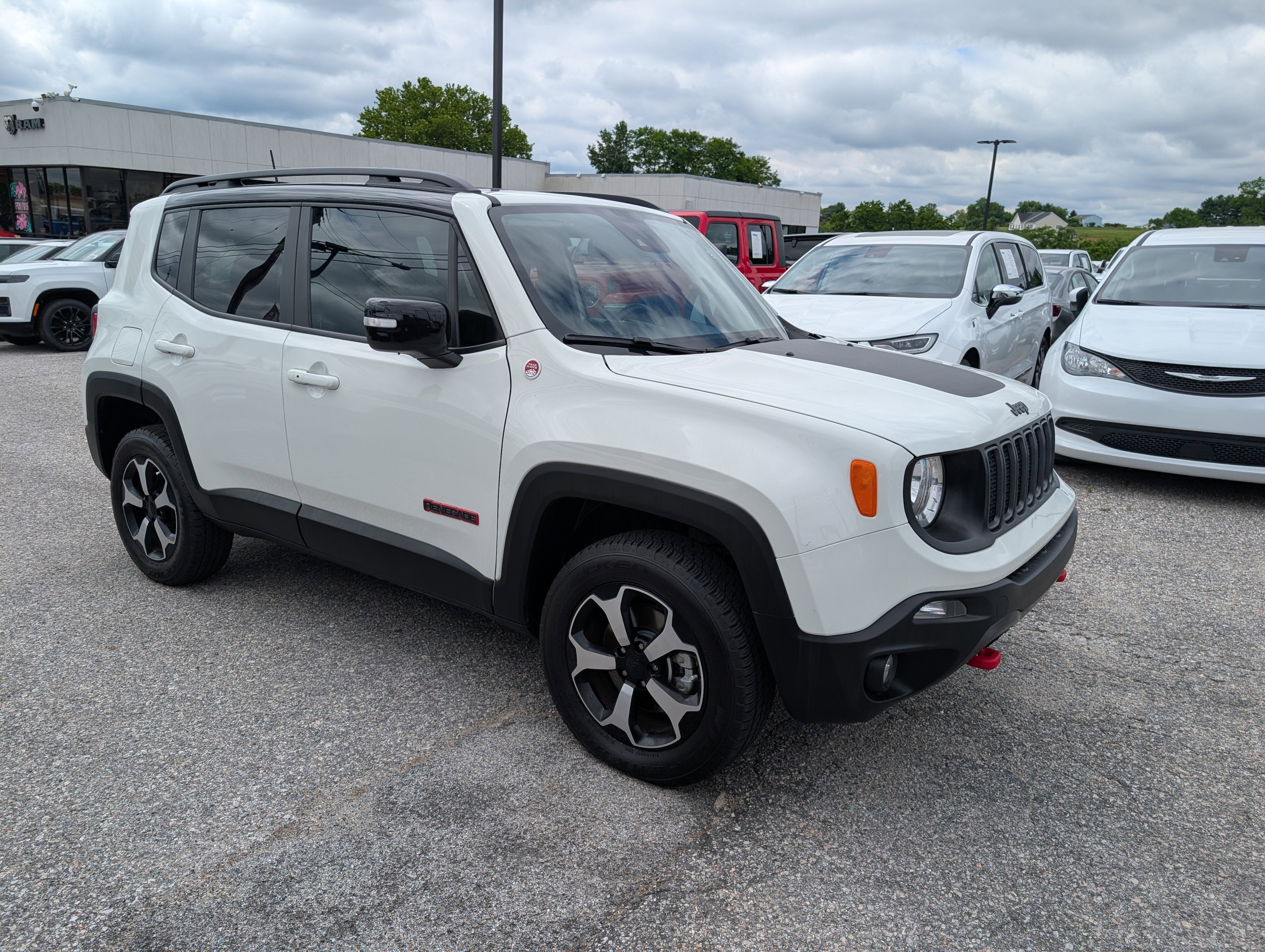 2022 Jeep Renegade Trailhawk