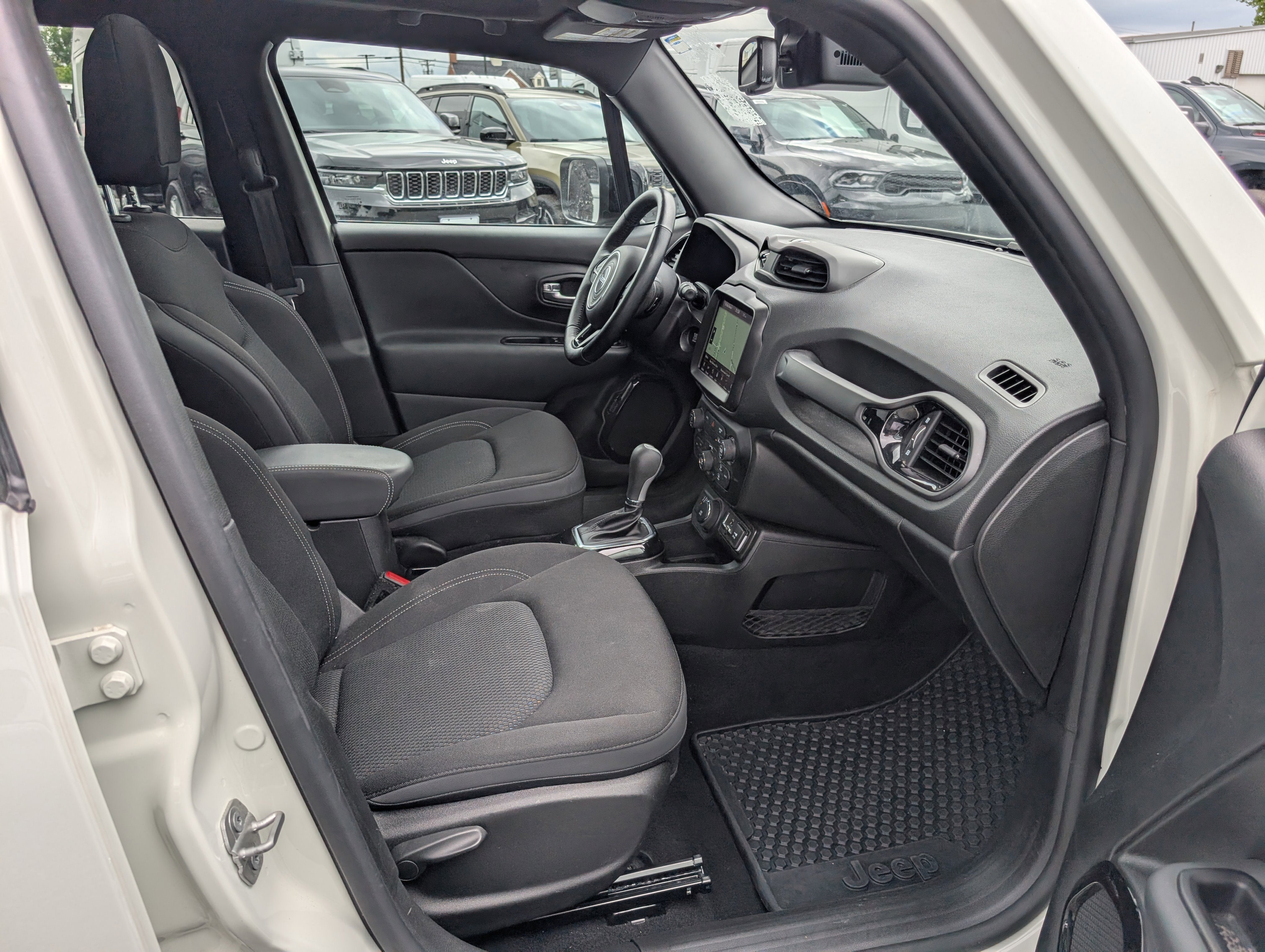 2022 Jeep Renegade Altitude