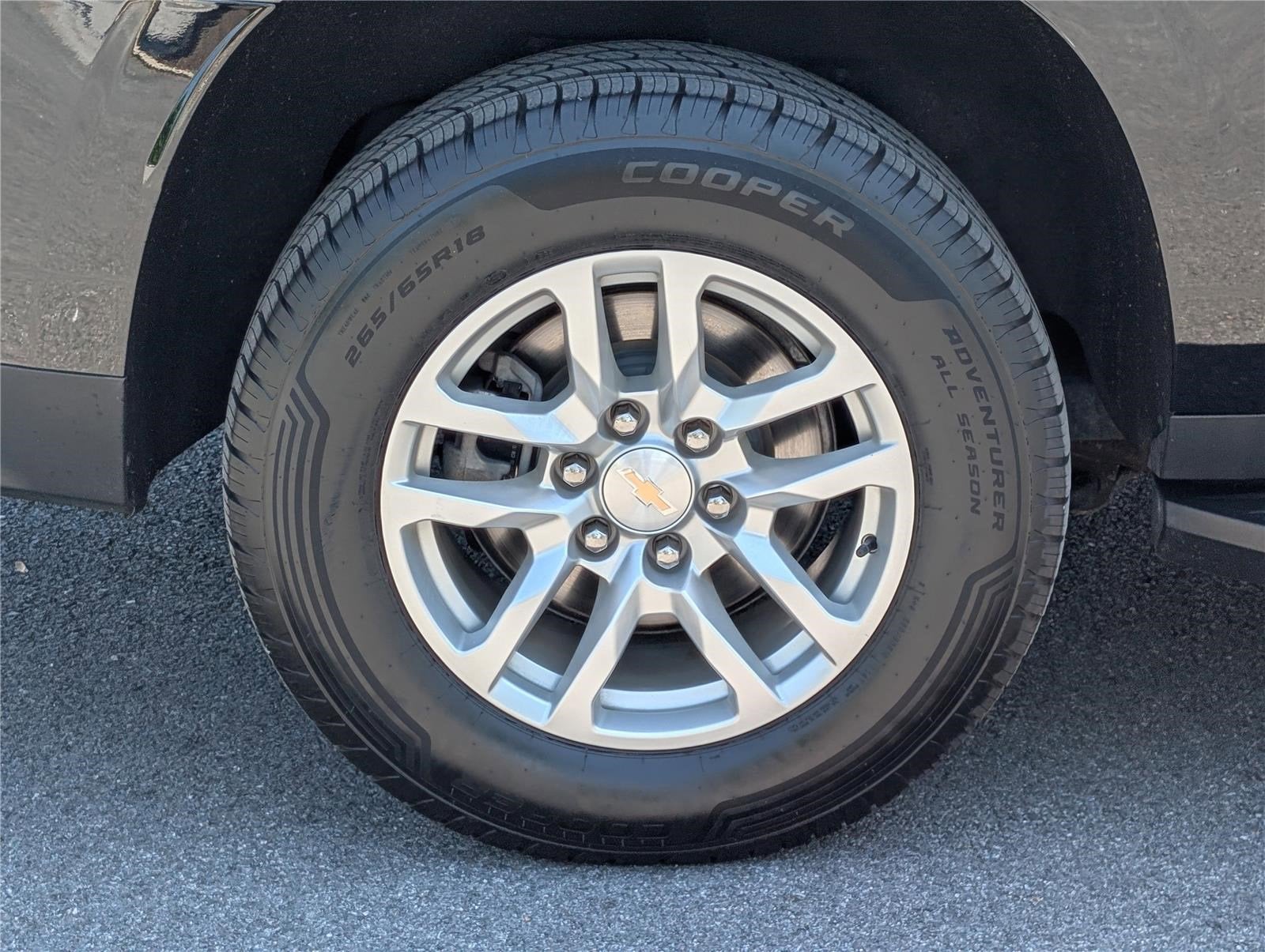 2023 Chevrolet Suburban LT
